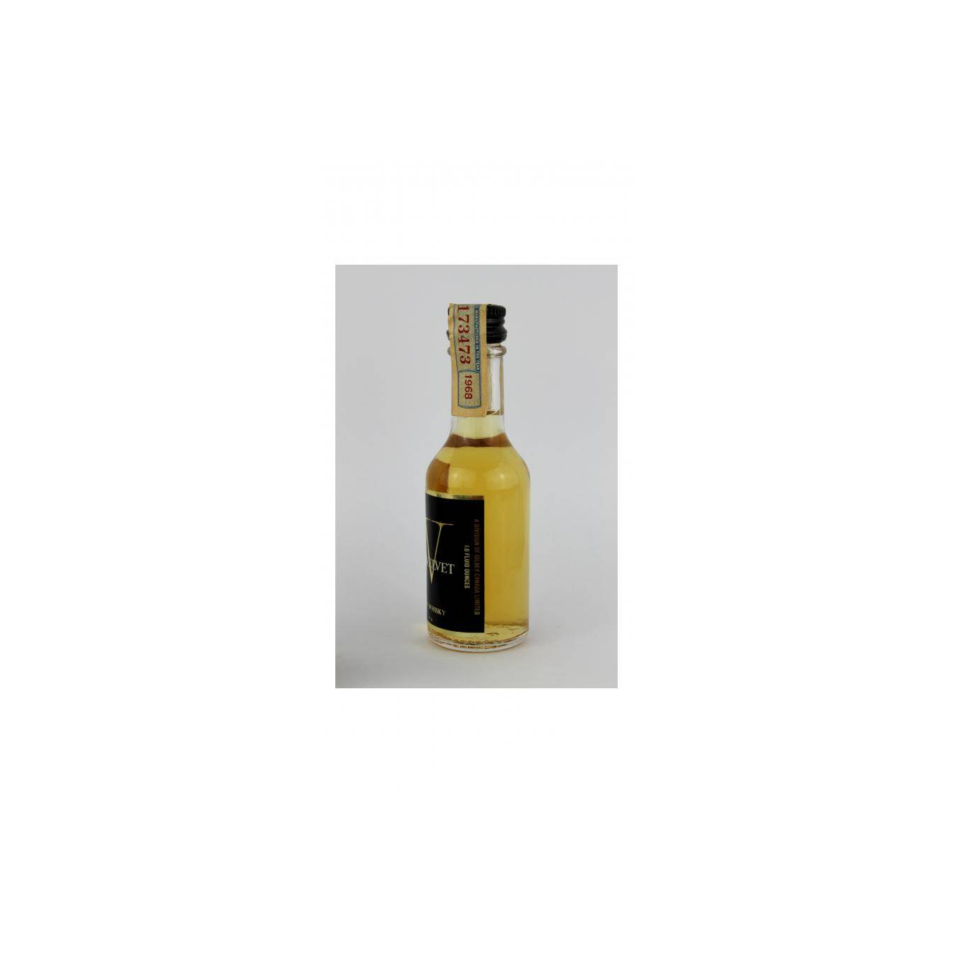 Black Velvet Canadian Whisky 3