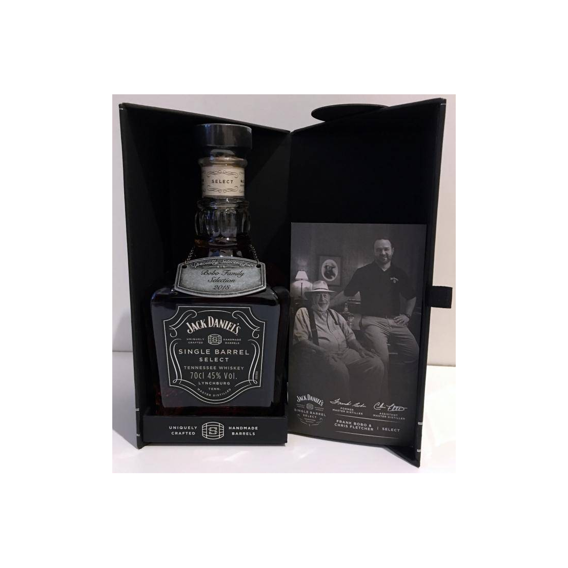 Jack Daniel's Tennessee Whisky  2
