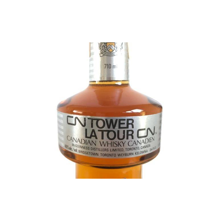 CN Tower Canadian Whisky Canadien 2