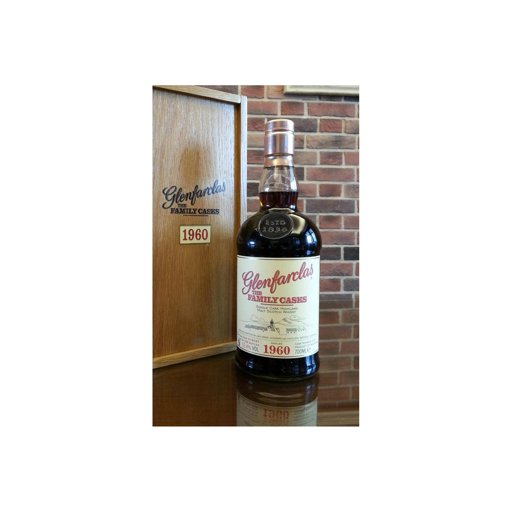 Glenfarclas 1960 46 Years Single Malt Whisky 2