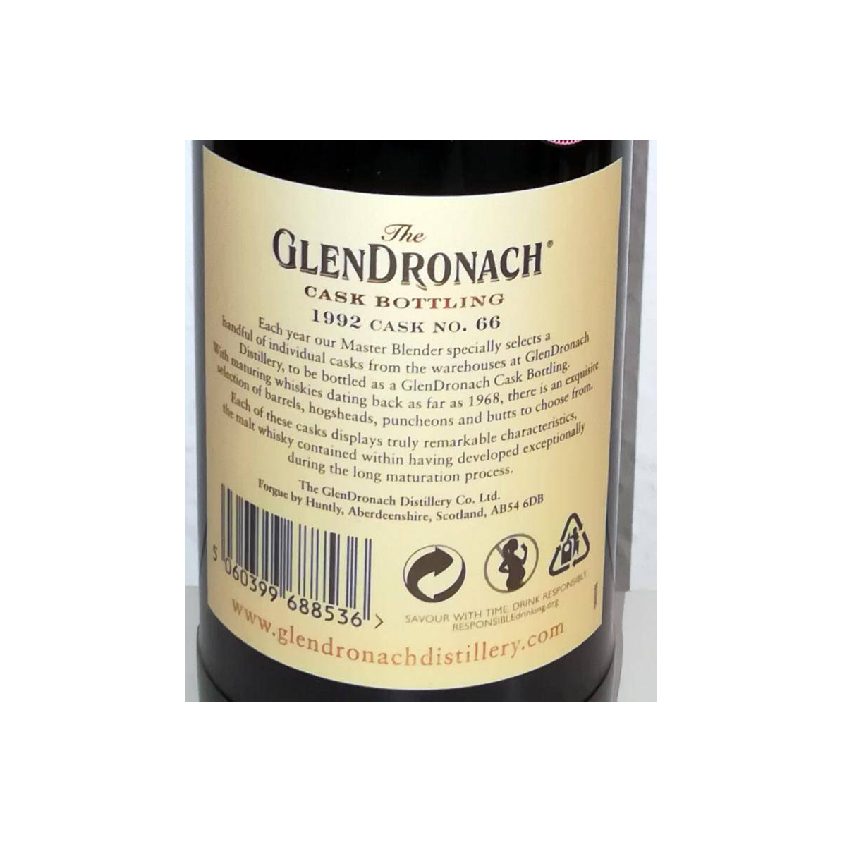 GlenDronach 1992 26 Years Single Malt Whisky 3