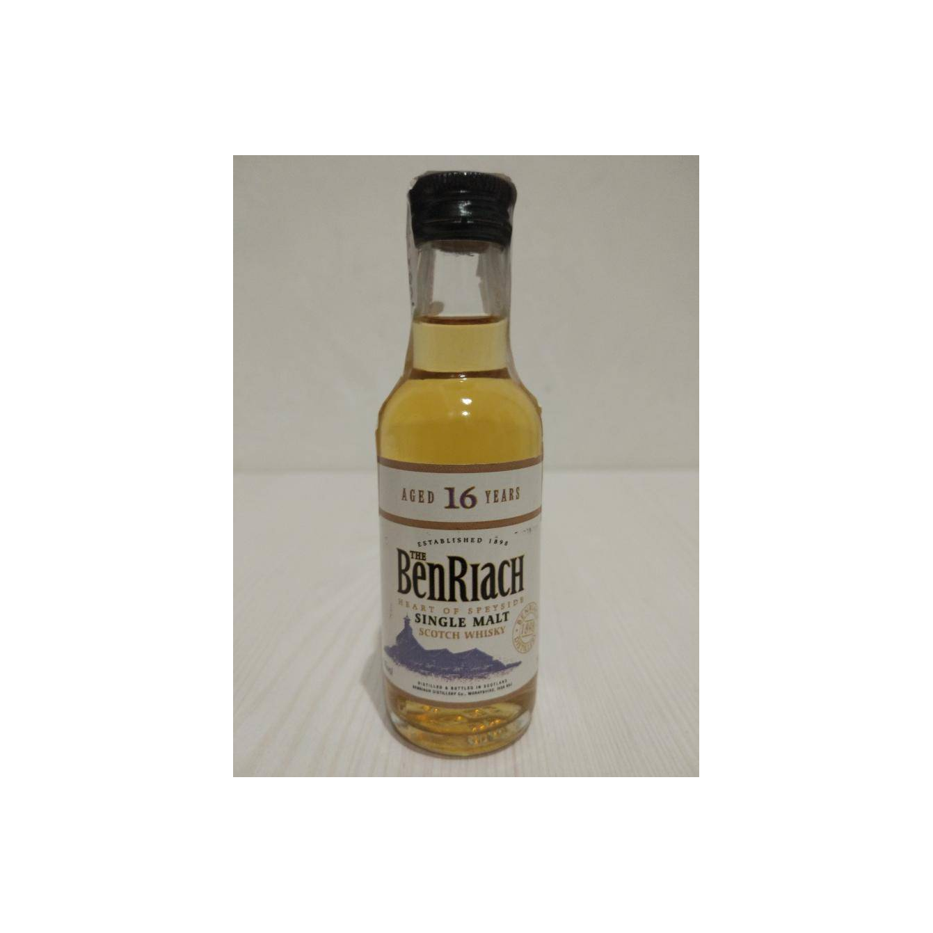 BenRiach Miniature 16 Years Single Malt Whisky 2