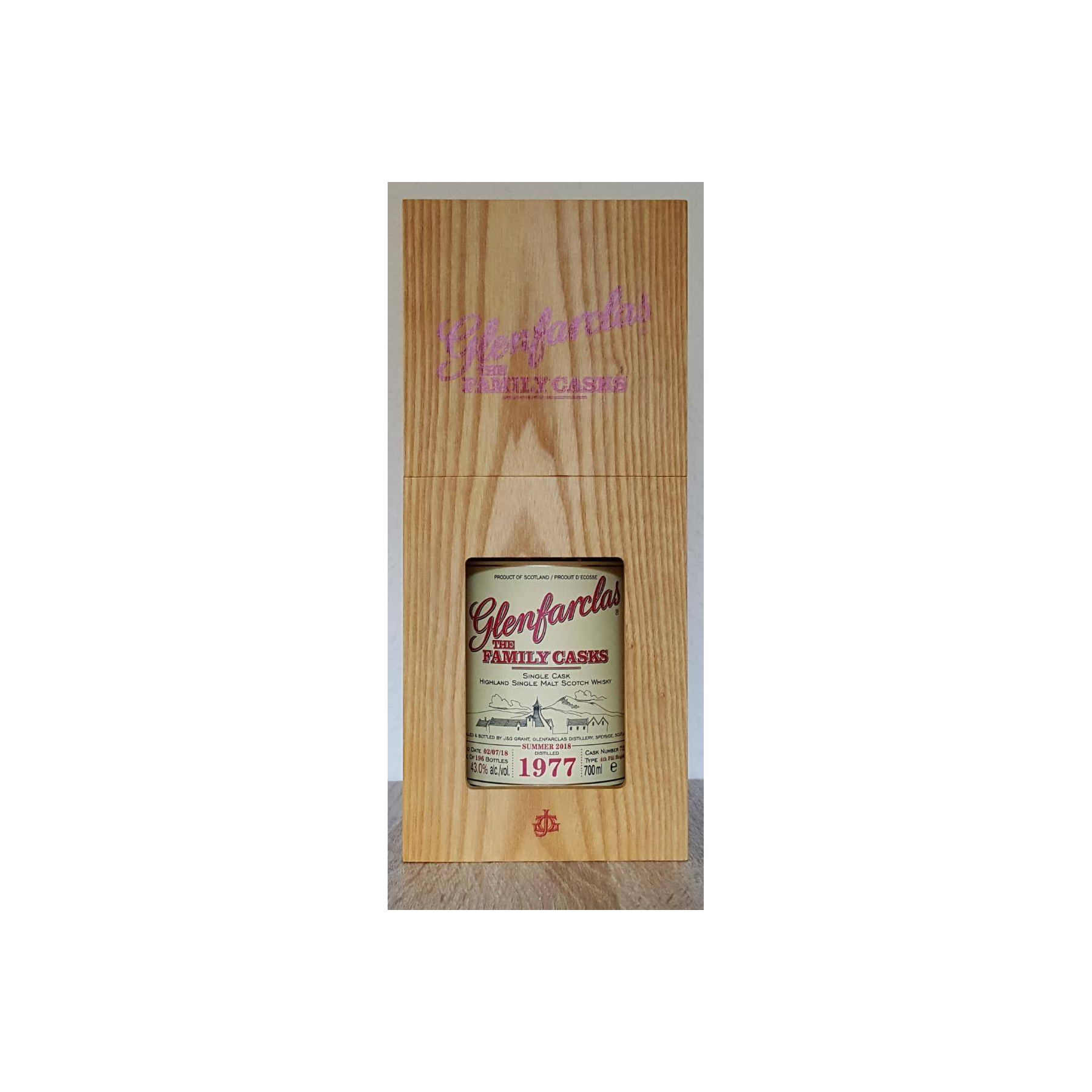 Glenfarclas 1977 41 Years Single Malt Whisky 3