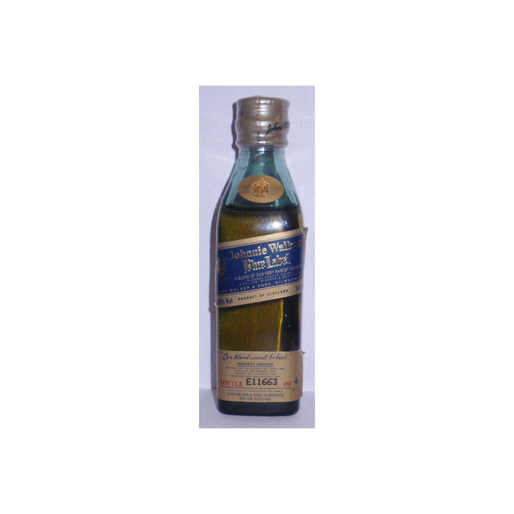 Johnnie Walker Blended Whisky 2