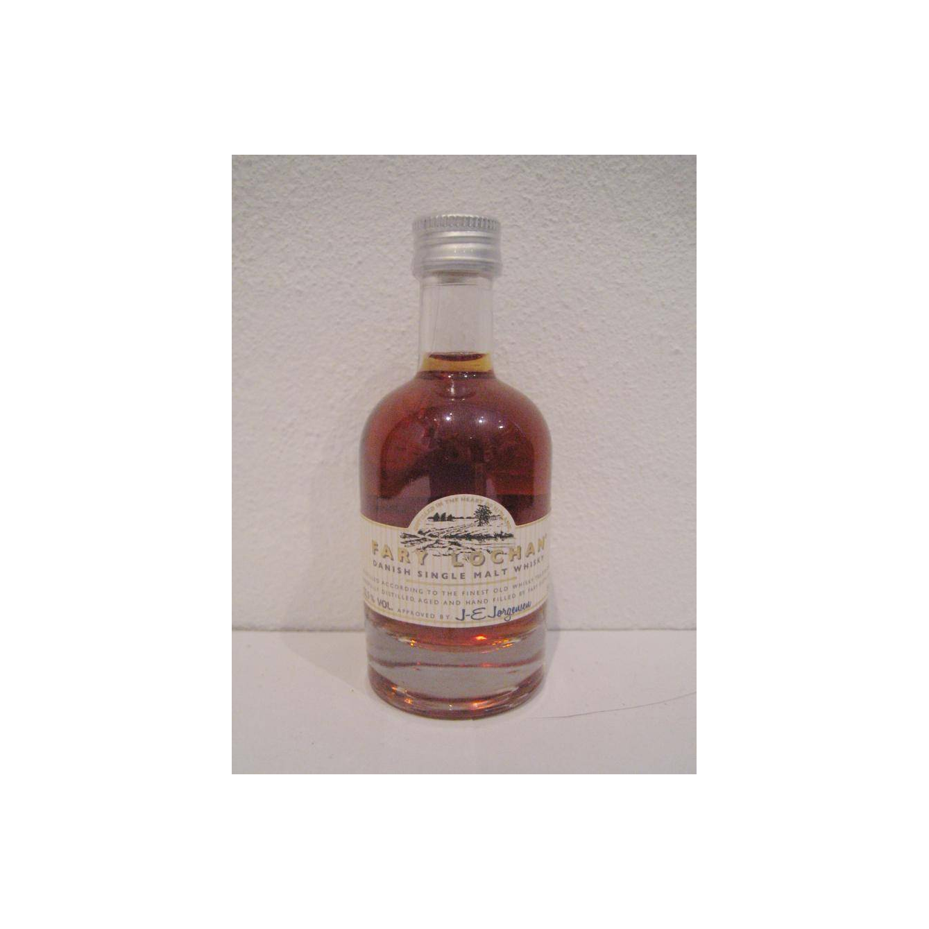 Fary Lochan 2012 6 Years Single Malt Whisky 2