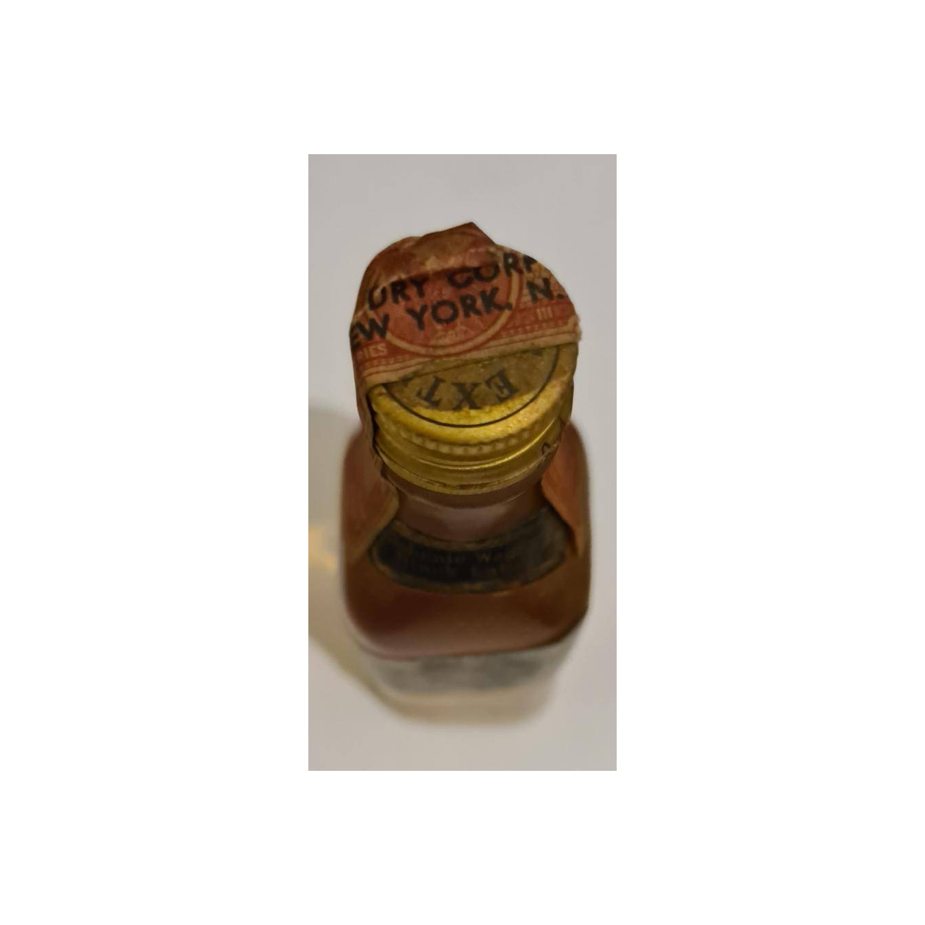 Johnnie Walker Blended Whisky 3