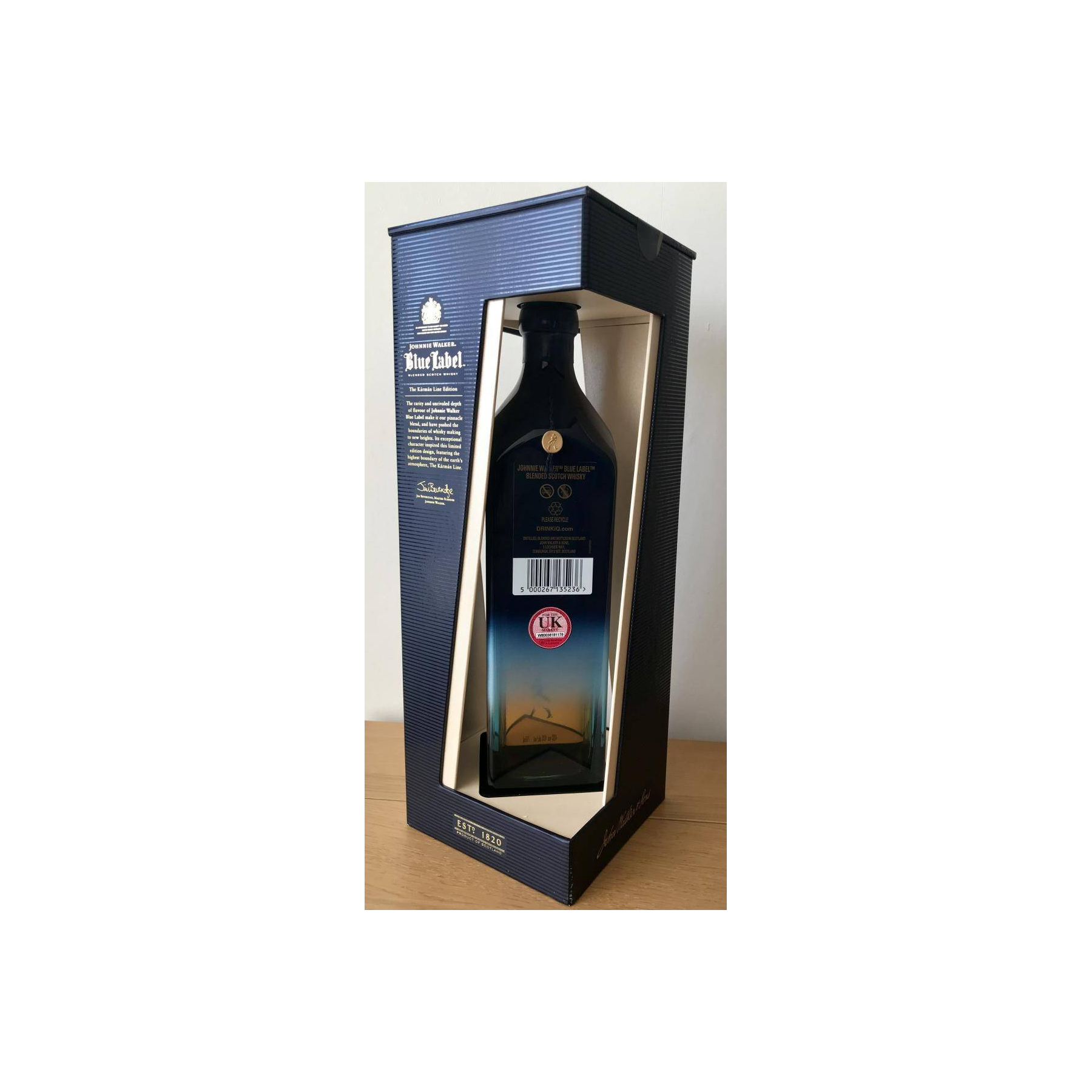 Johnnie Walker Blended Whisky 2