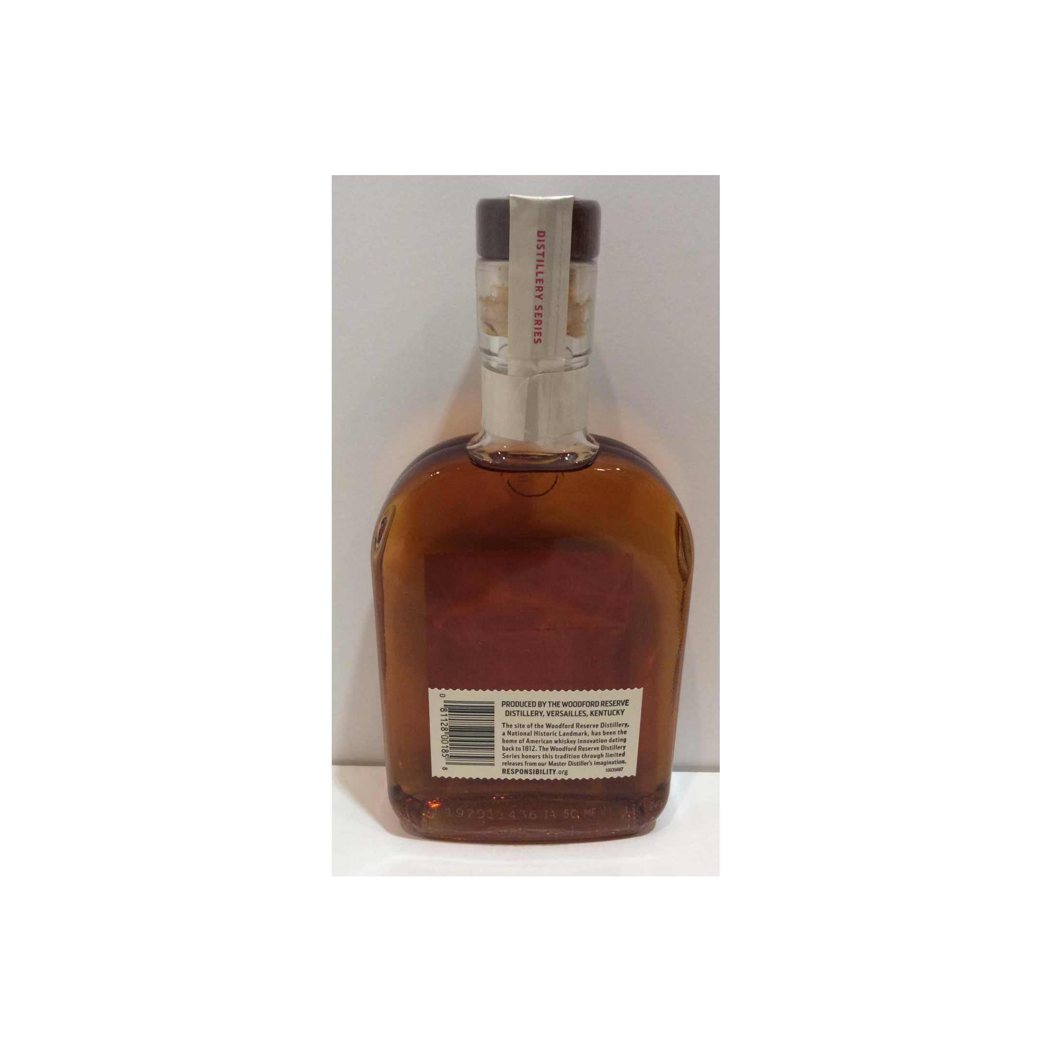 Woodford Reserve Bourbon Whisky 3