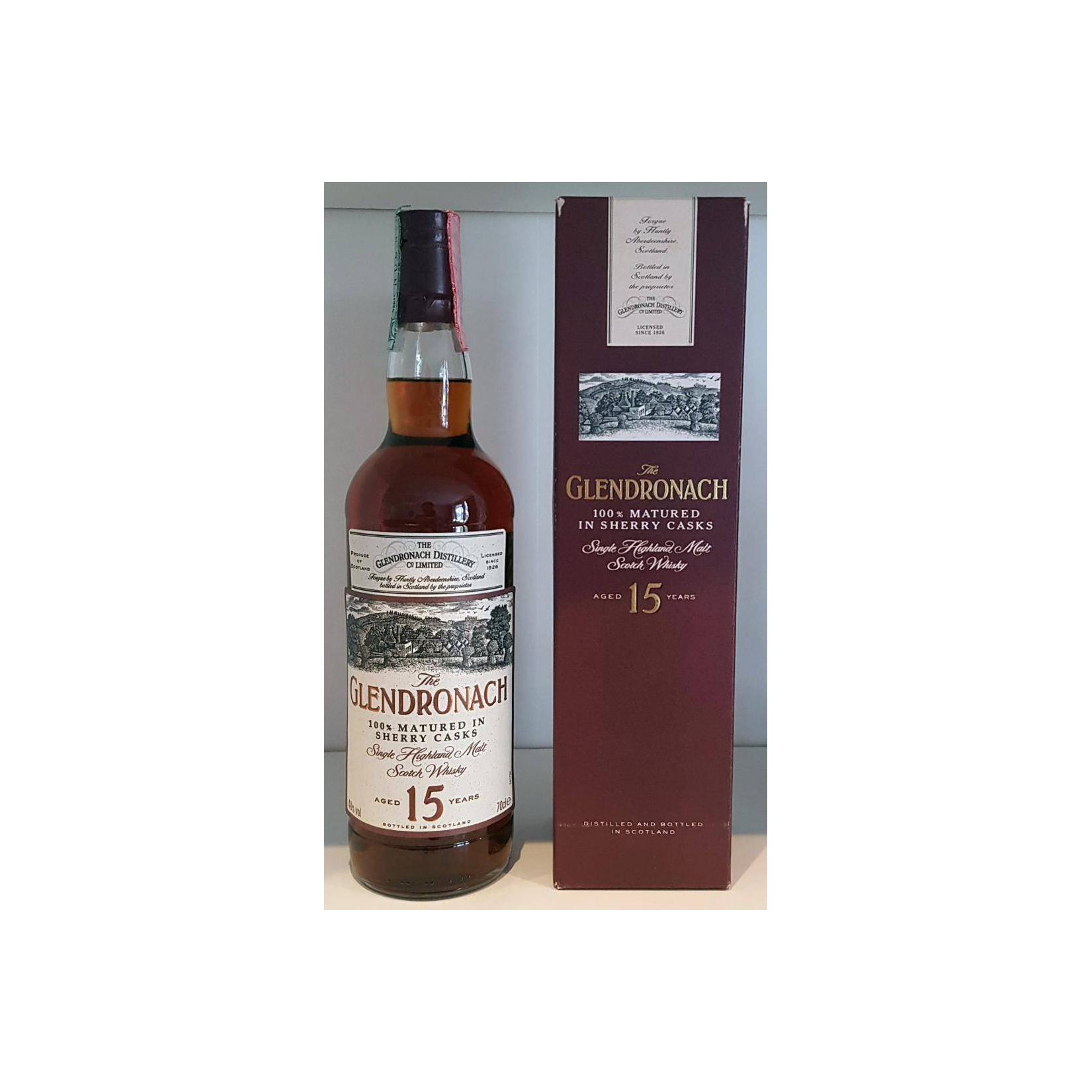 GlenDronach 15 Years Single Malt Whisky 2