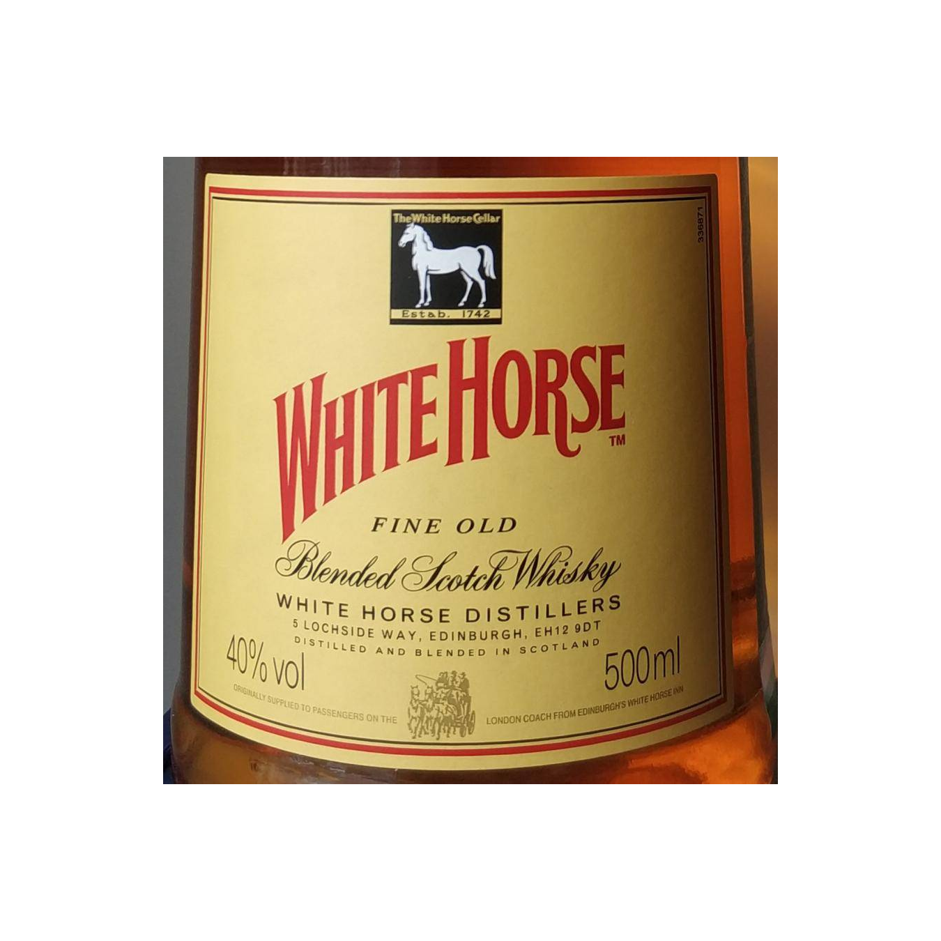 White Horse Blended Whisky 3