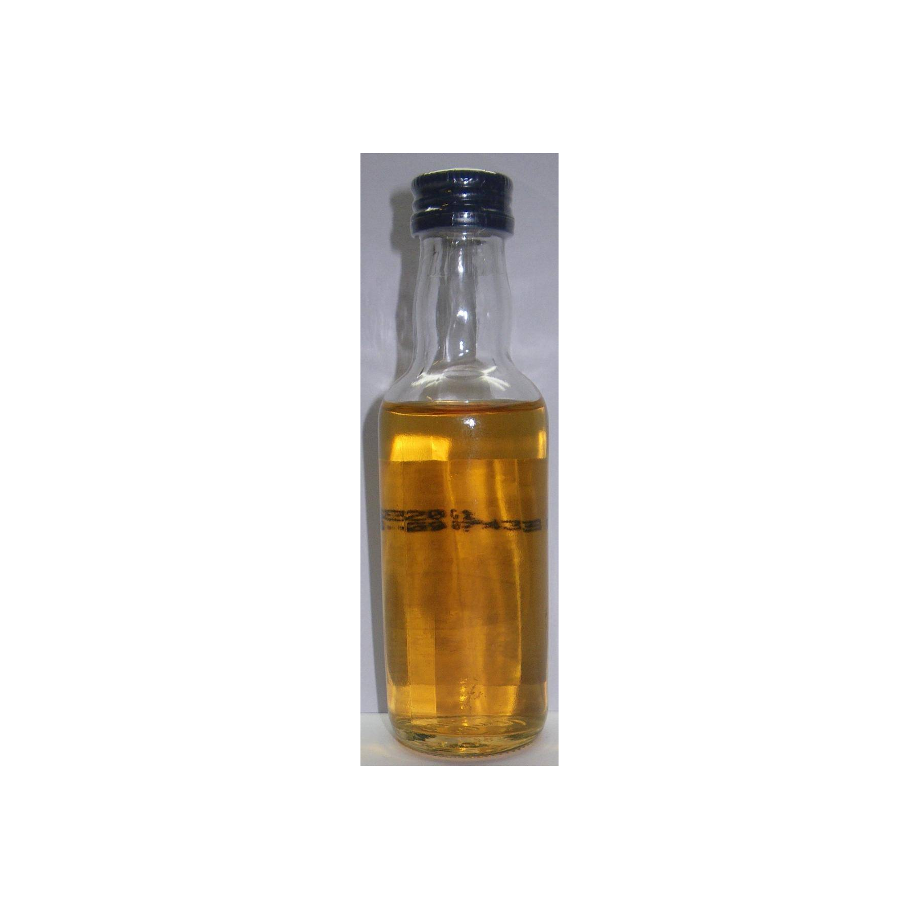 Lochranza Finest Blended Scotch Whisky 3