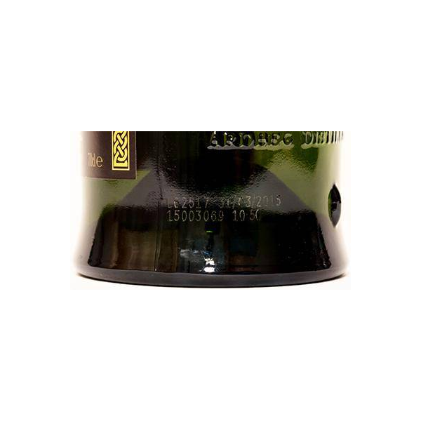 Ardbeg 10 Years Single Malt Whisky 2