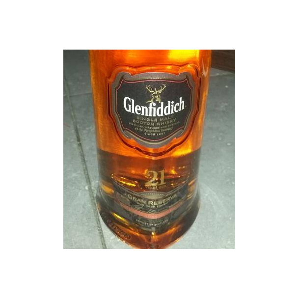 Glenfiddich 21 Years Single Malt Whisky 2
