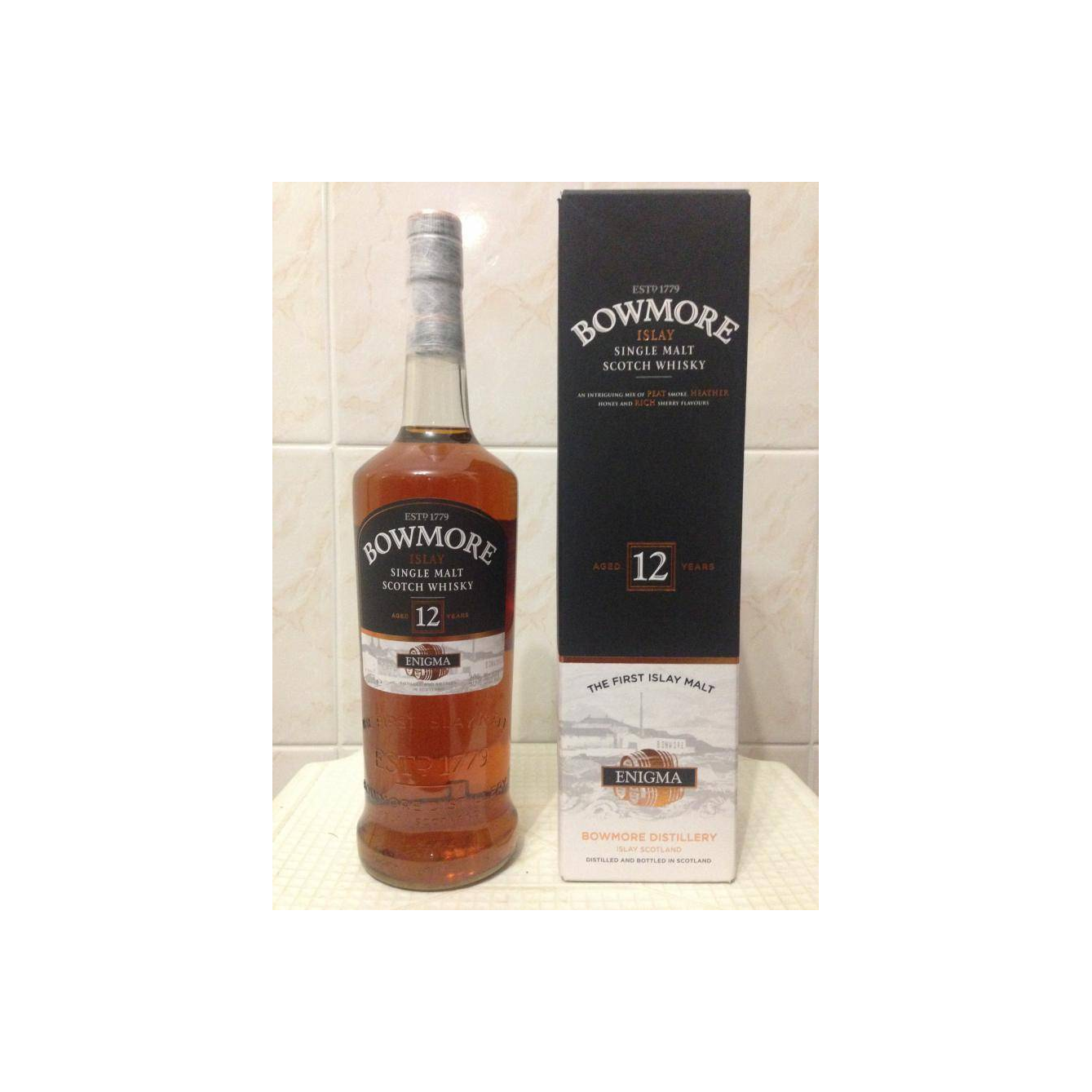 Bowmore 12 Years Single Malt Whisky 2