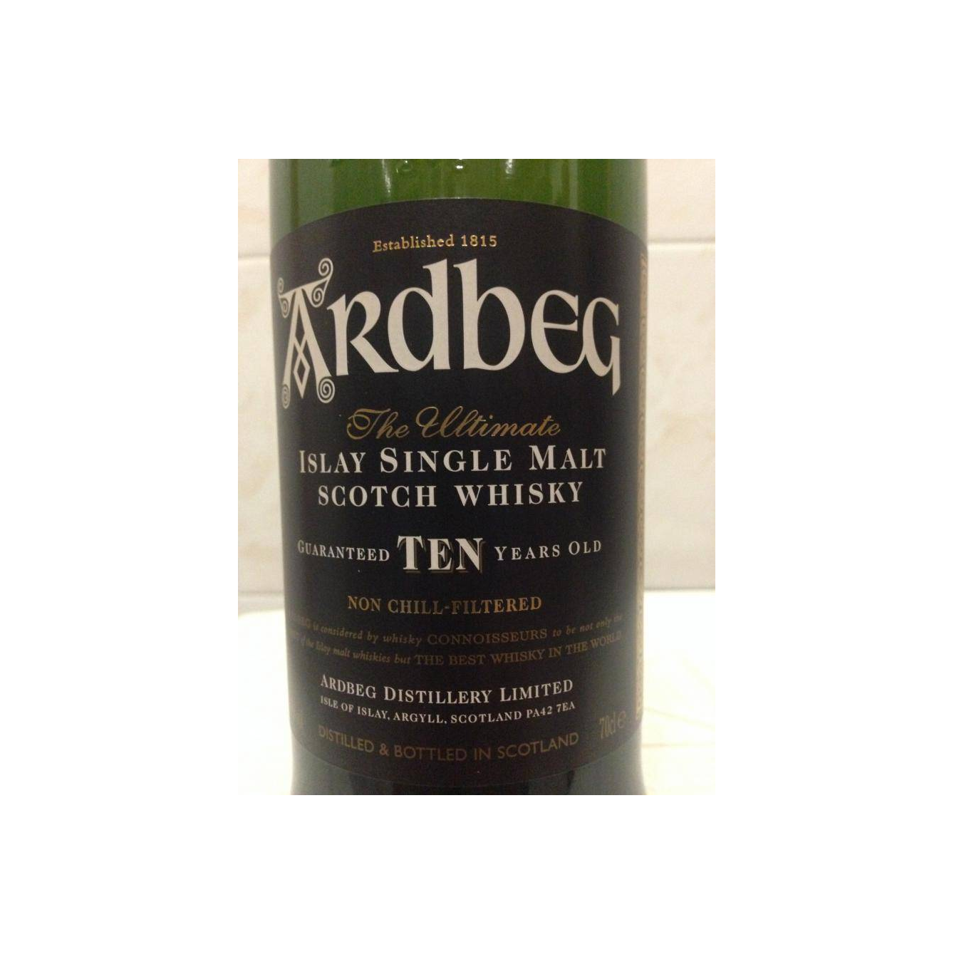 Ardbeg 10 Years Single Malt Whisky 3