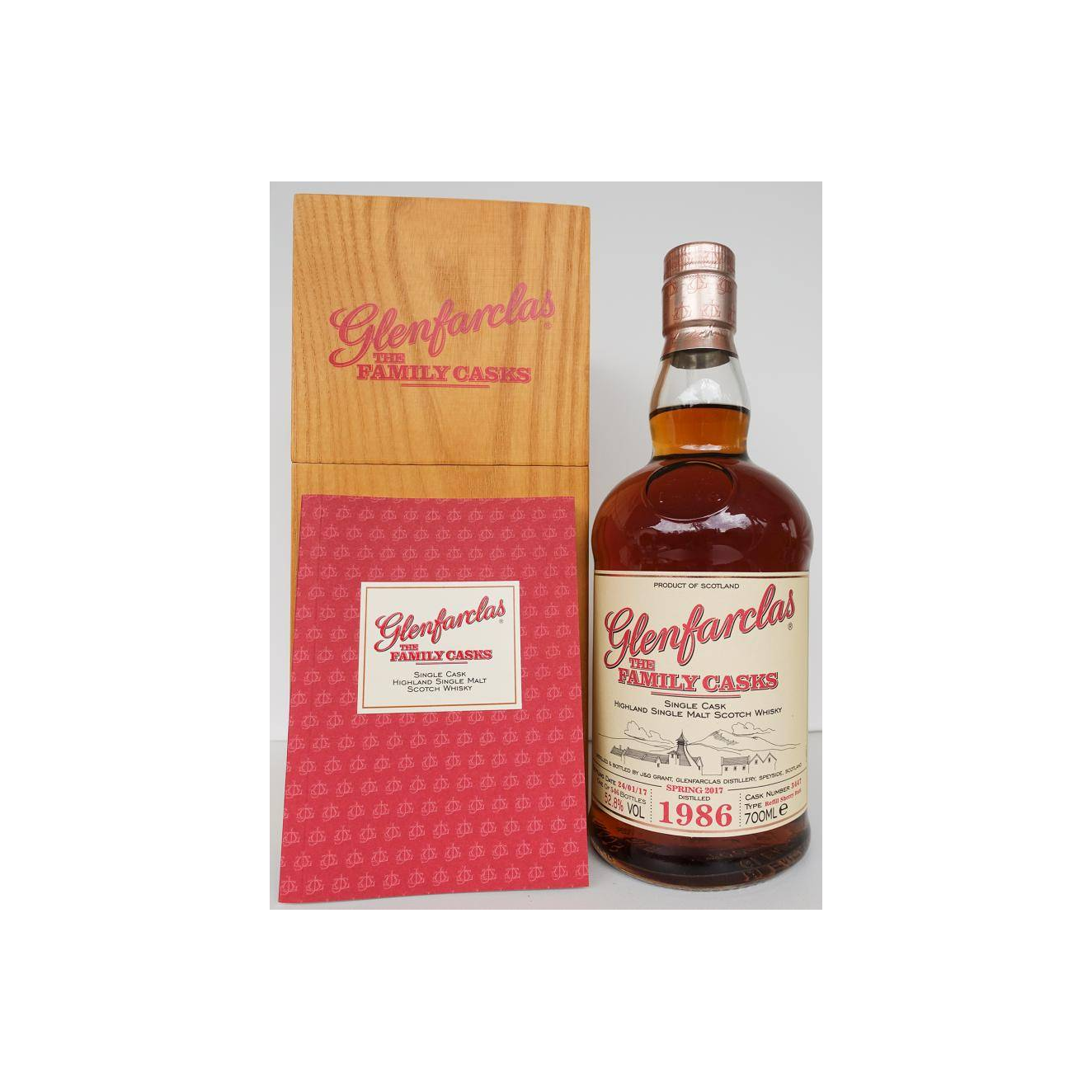 Glenfarclas 1986 30 Years Single Malt Whisky 2