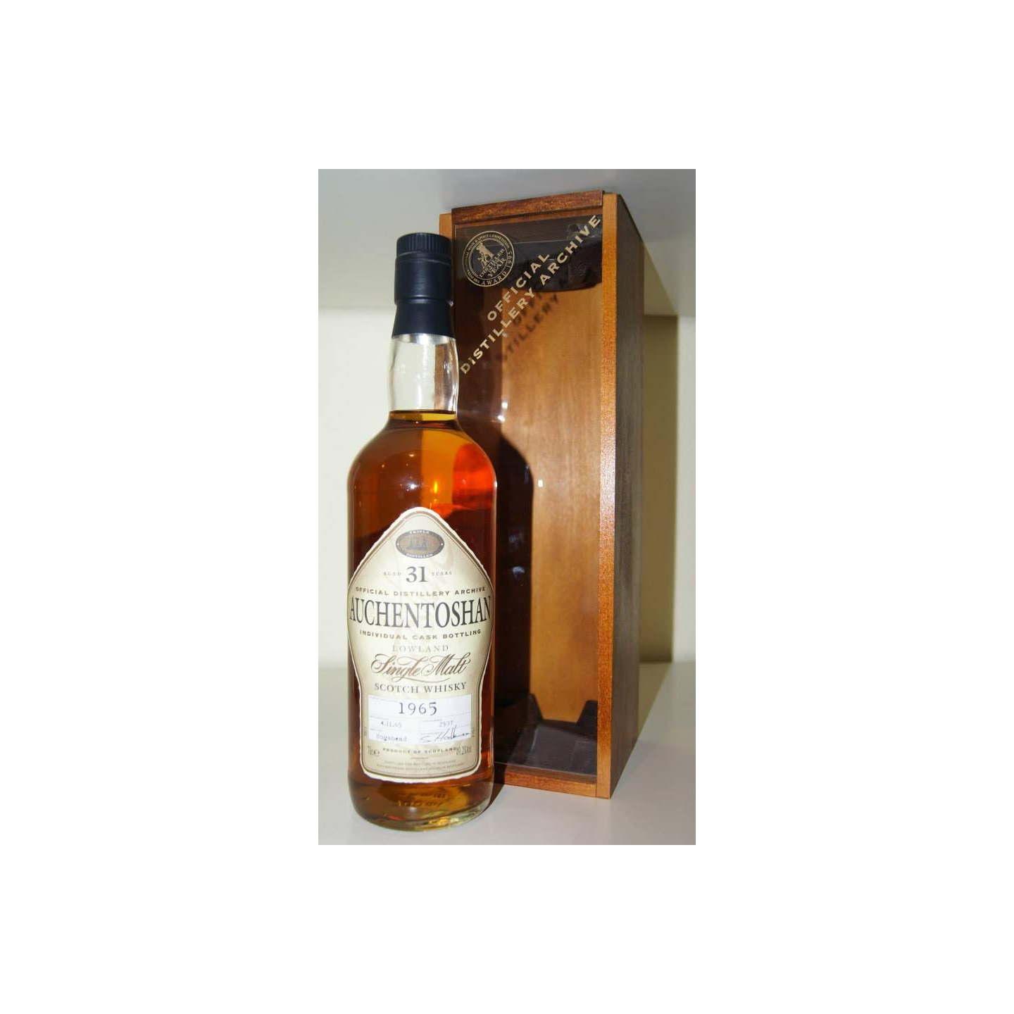 Auchentoshan Individual Cask Bottling 1965 31 Years Single Malt Whisky 2