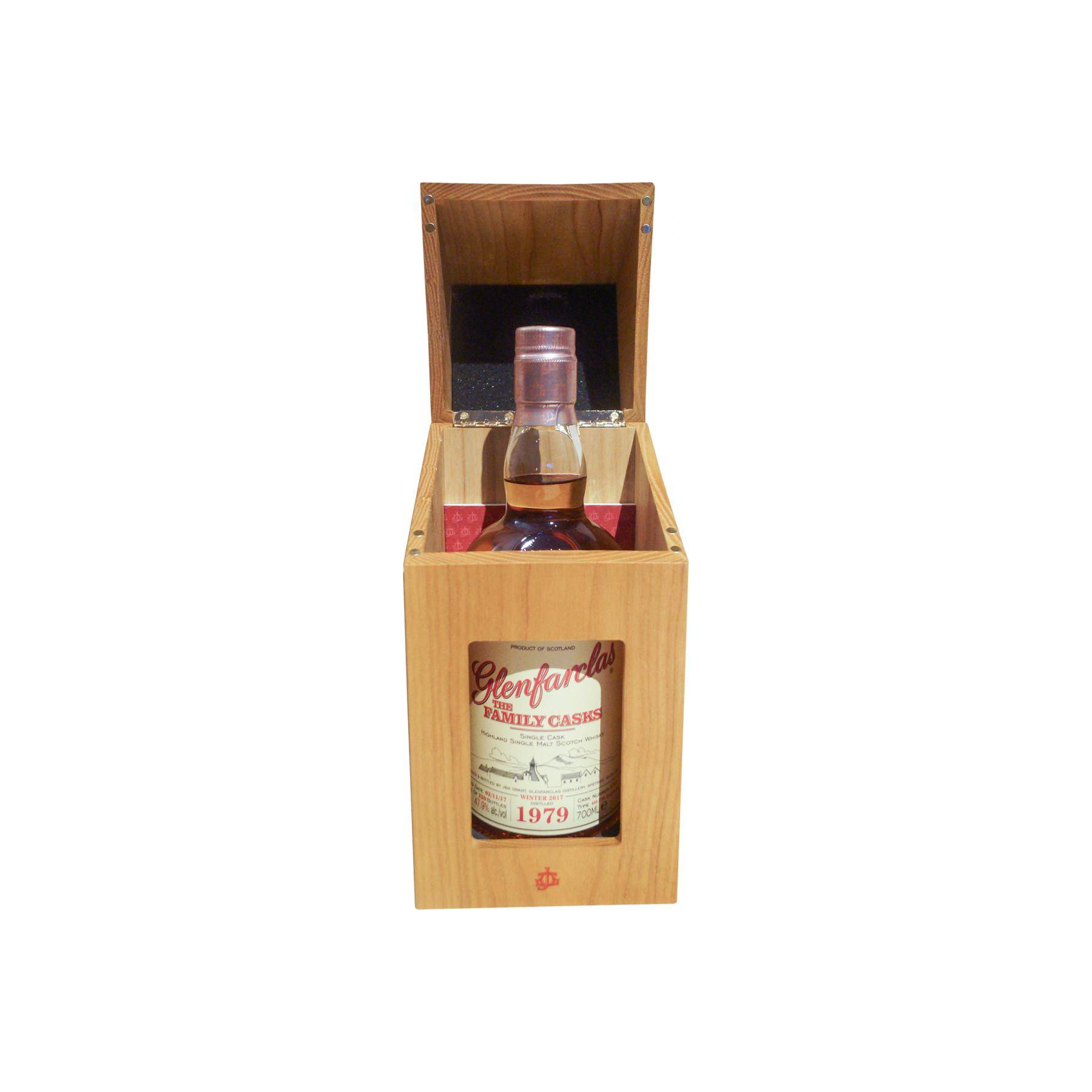 Glenfarclas 1979 38 Years Single Malt Whisky 3