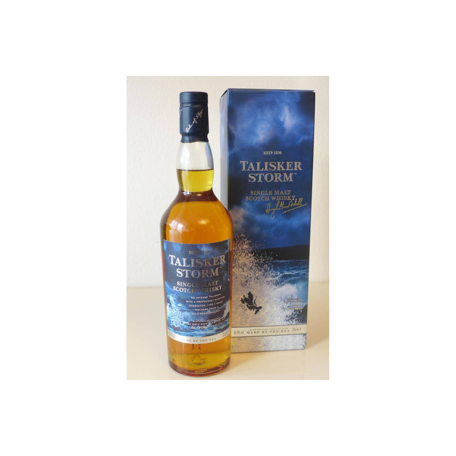 Talisker Single Malt Whisky 3