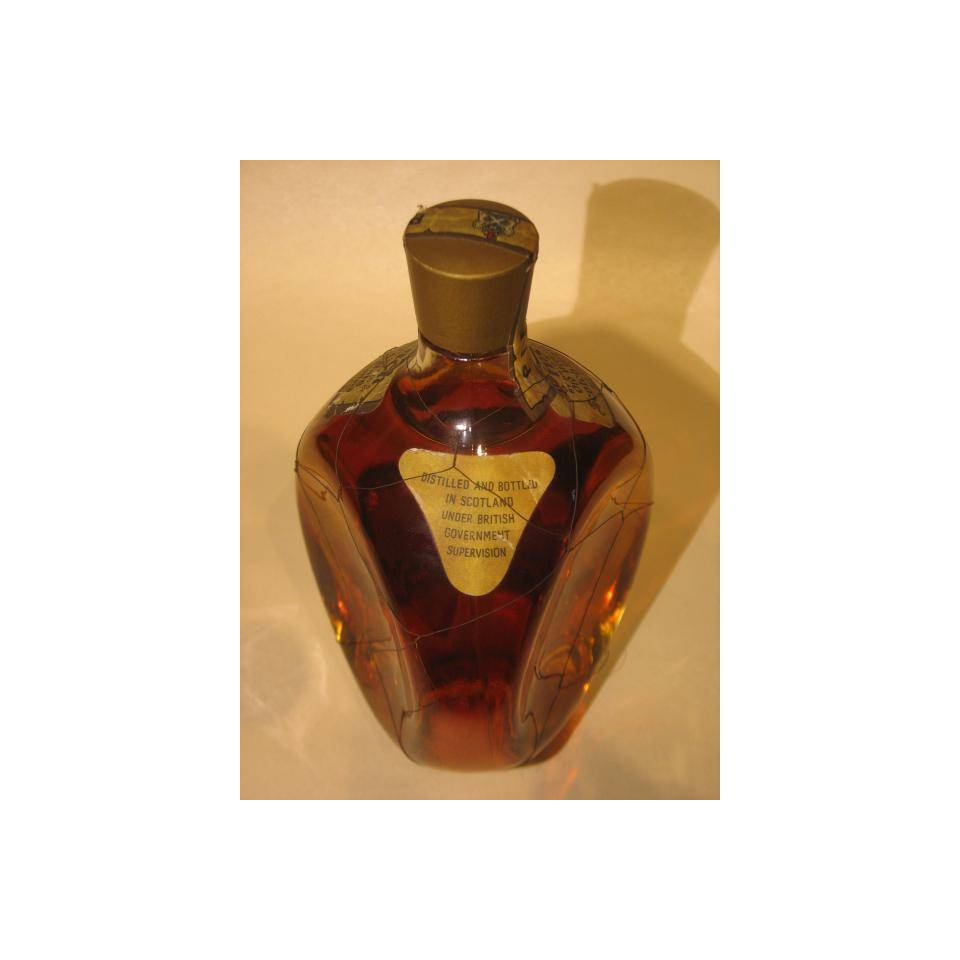 Pinch Old Blended Scotch Whisky 3