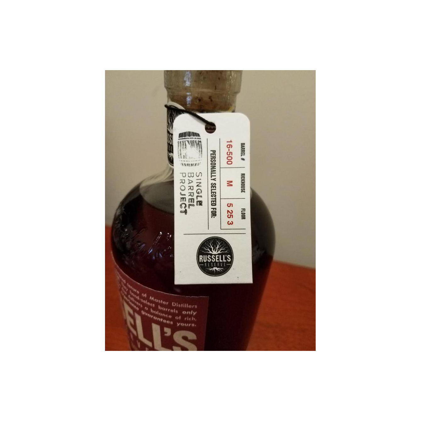 Russell's Reserve Kentucky Straight Bourbon Whiskey Bourbon Whisky 2