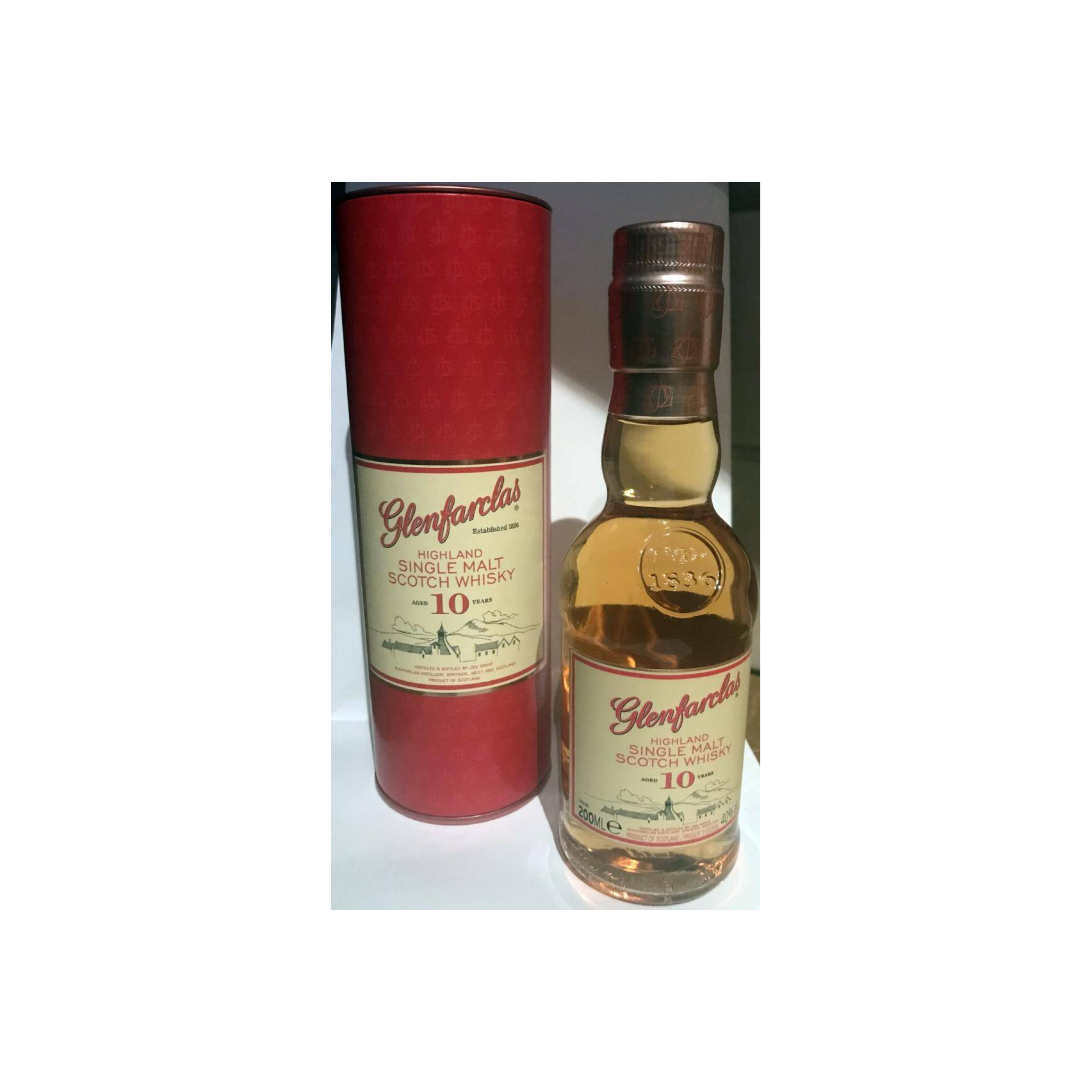 Glenfarclas 10 Years Single Malt Whisky 2