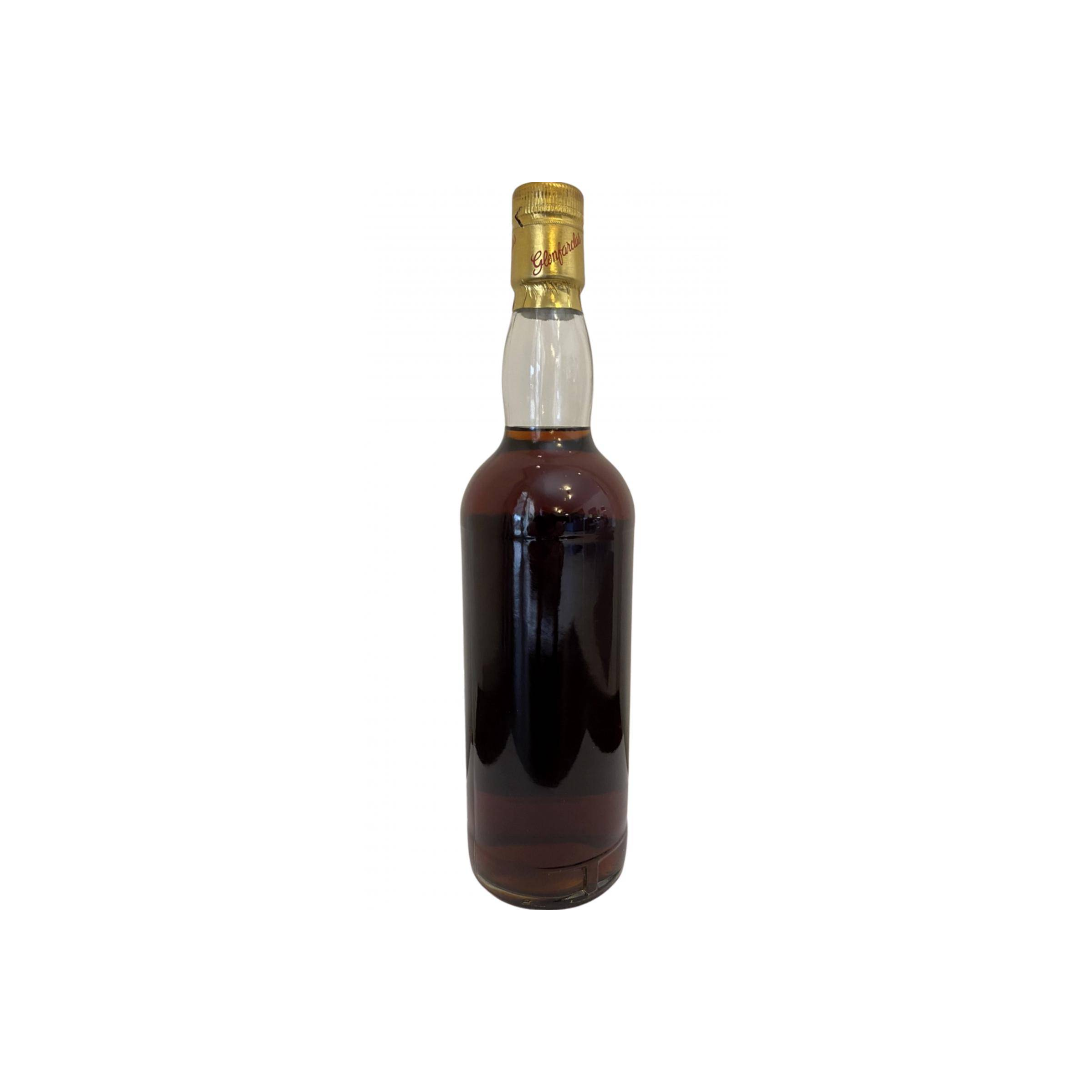 Glenfarclas 40 Years Single Malt Whisky 2