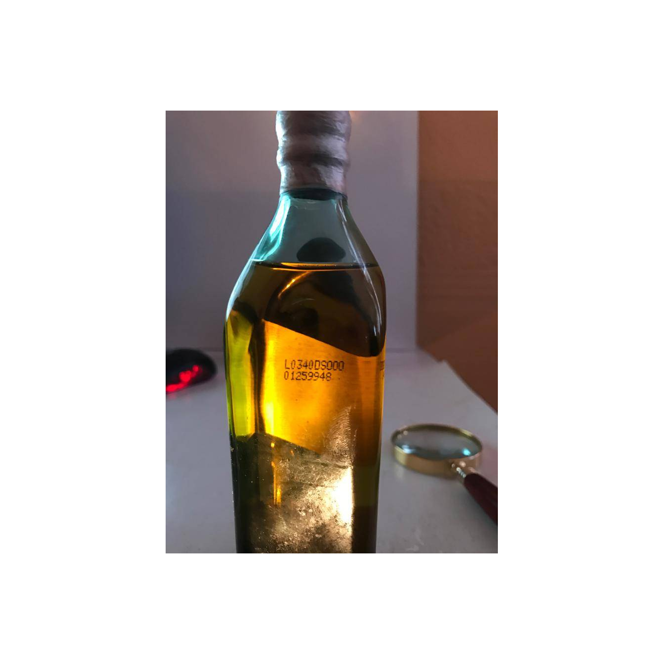 Johnnie Walker Blended Whisky 2