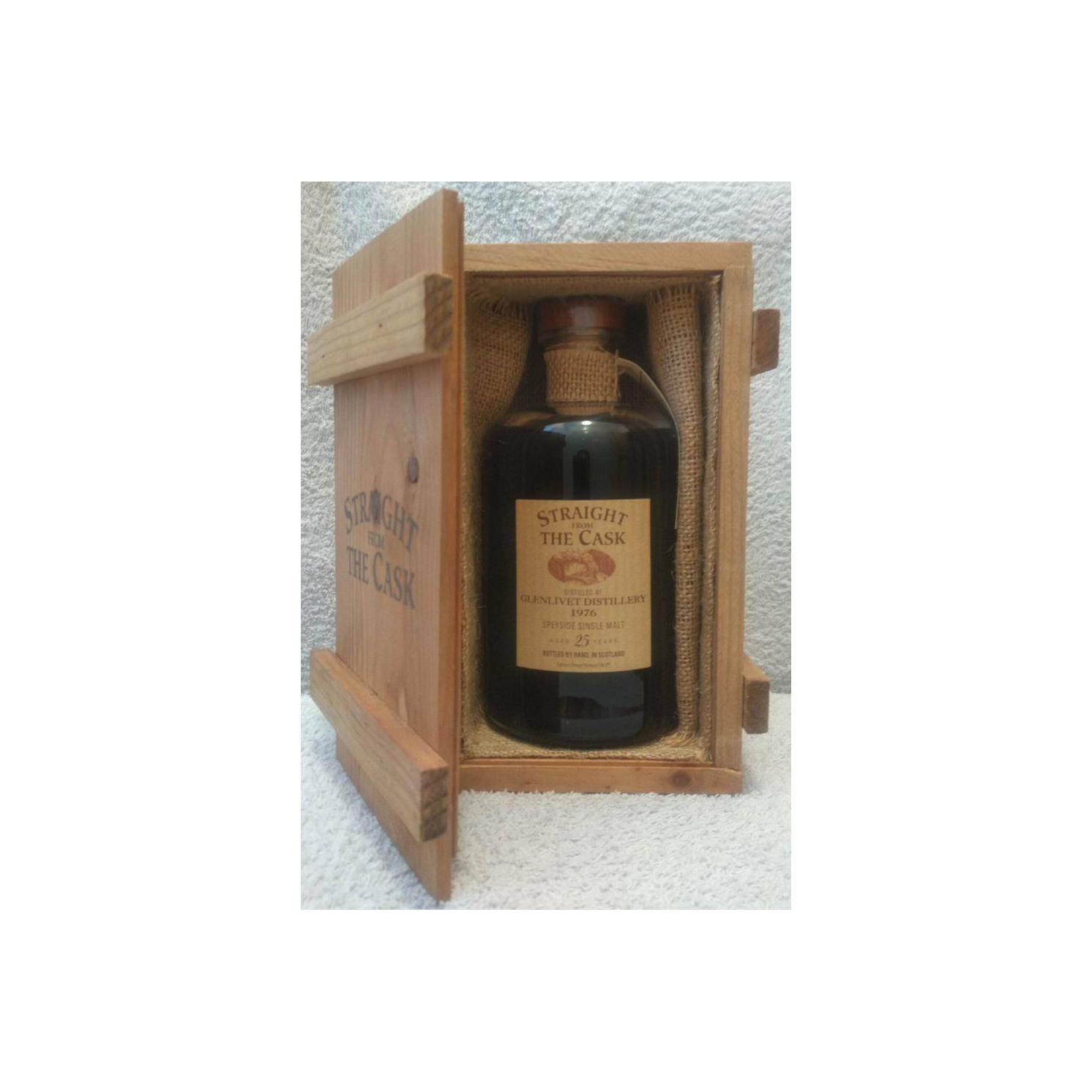 The Glenlivet 1976 25 Years Single Malt Whisky 2