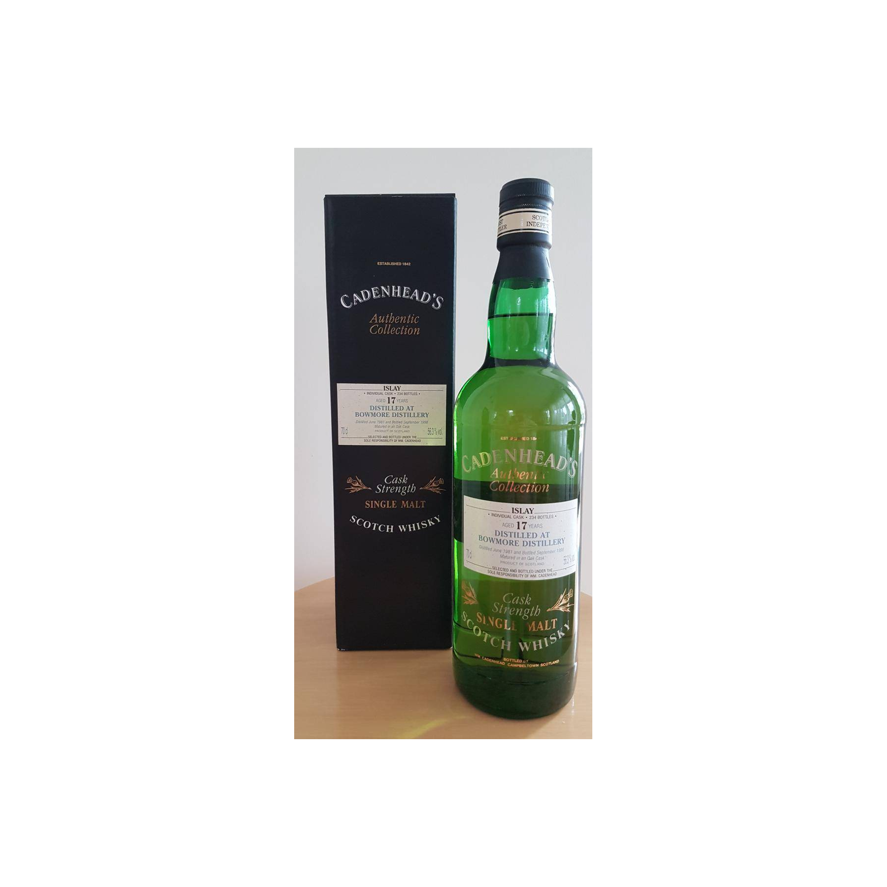 Bowmore Authentic Collection 1981 17 Years Single Malt Whisky 2