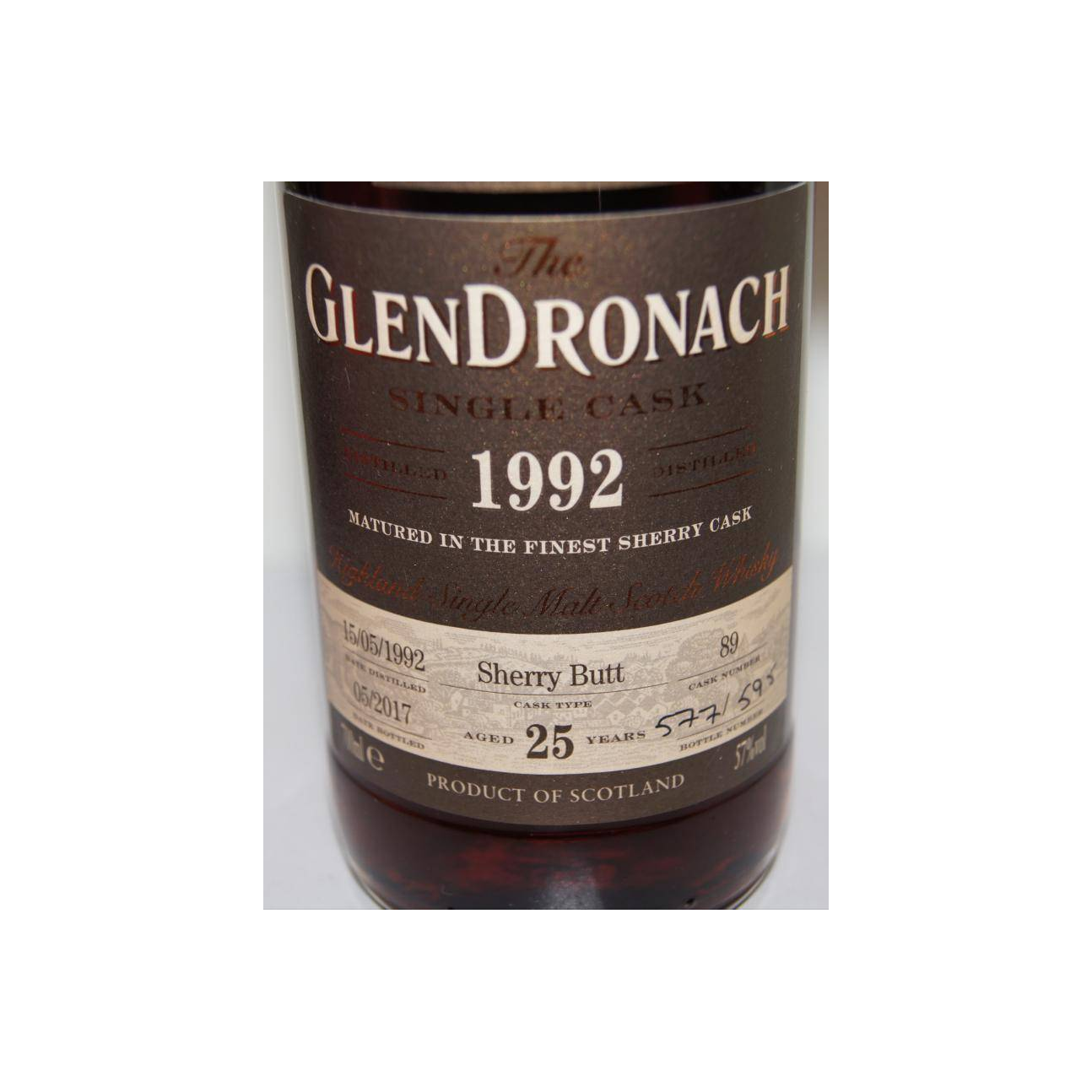 GlenDronach 1992 25 Years Single Malt Whisky 2