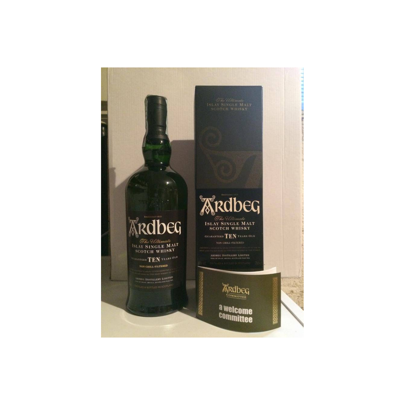 Ardbeg 10 Years Single Malt Whisky 2