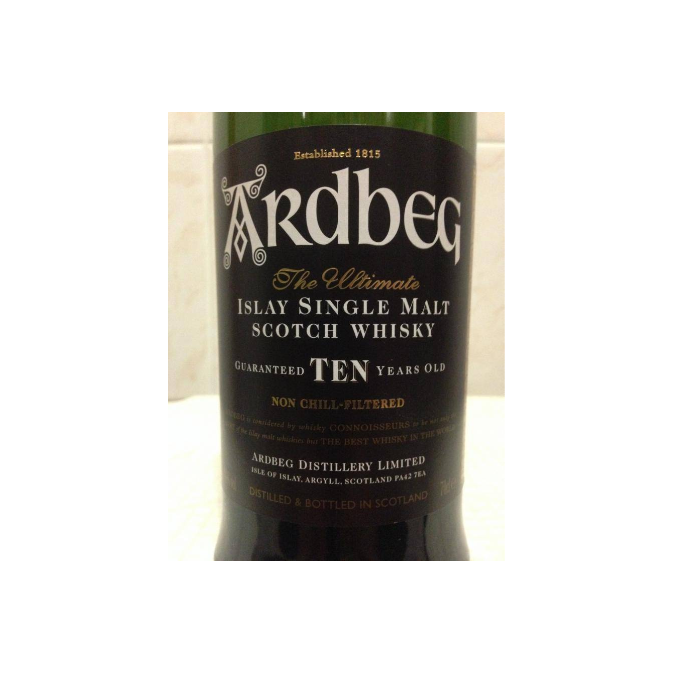 Ardbeg 10 Years Single Malt Whisky 3