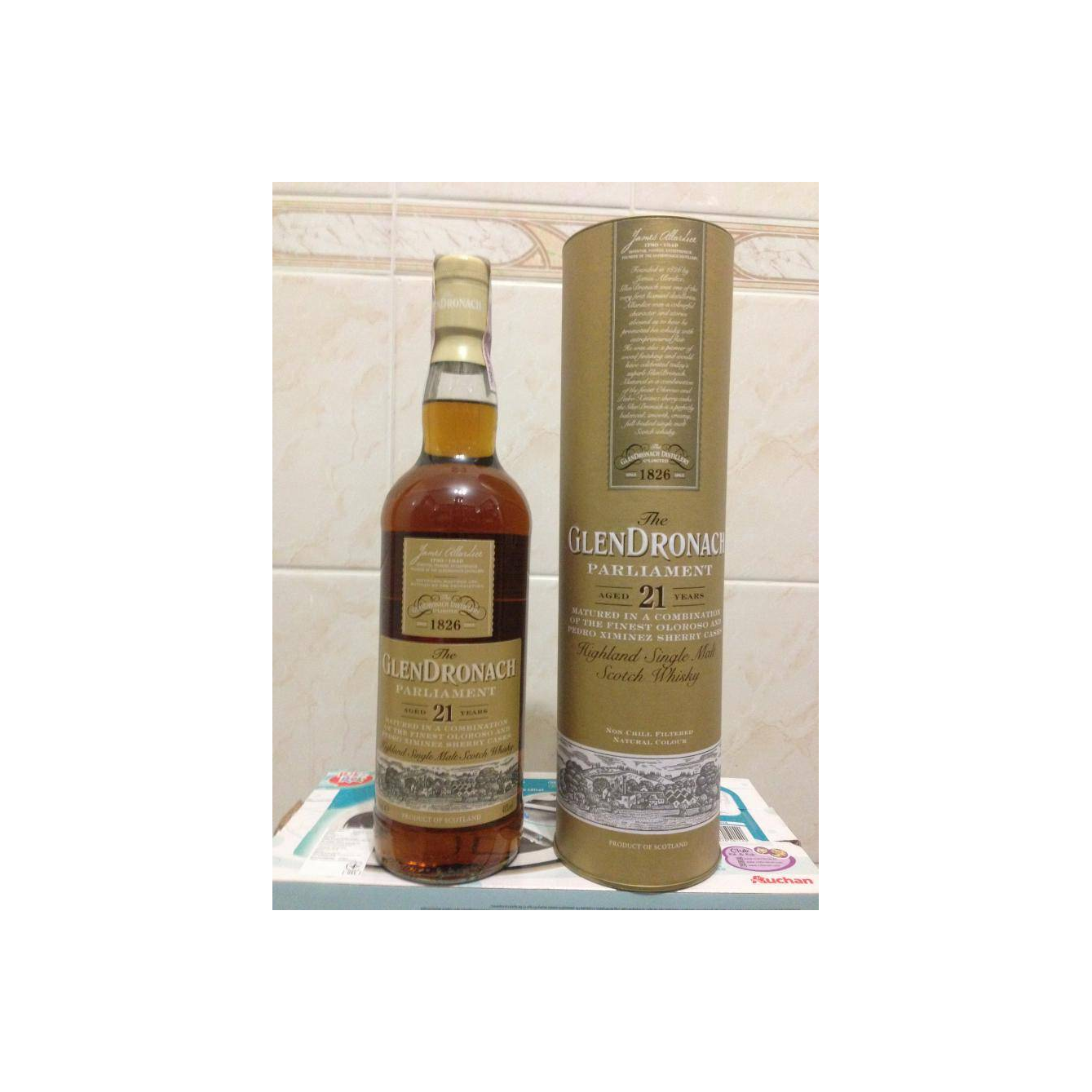 GlenDronach 21 Years Single Malt Whisky 2