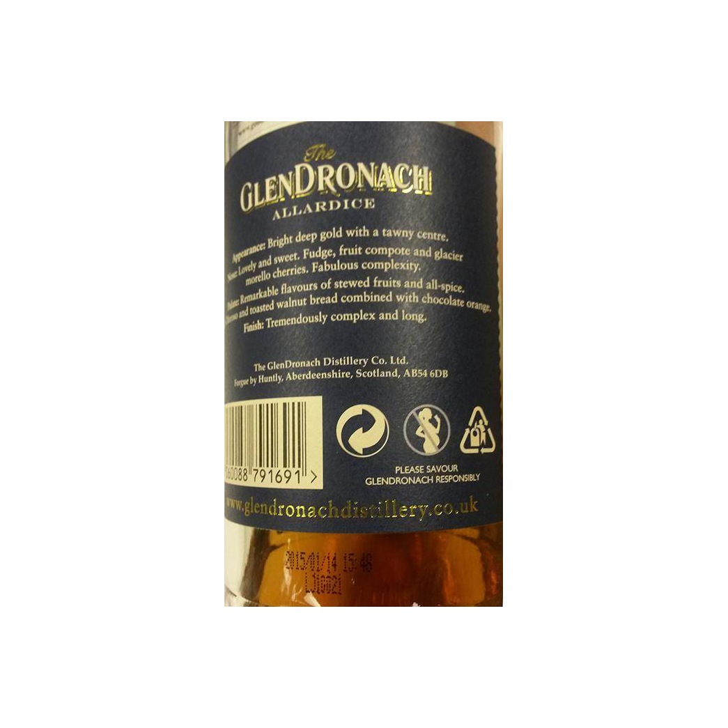 GlenDronach 18 Years Single Malt Whisky 2
