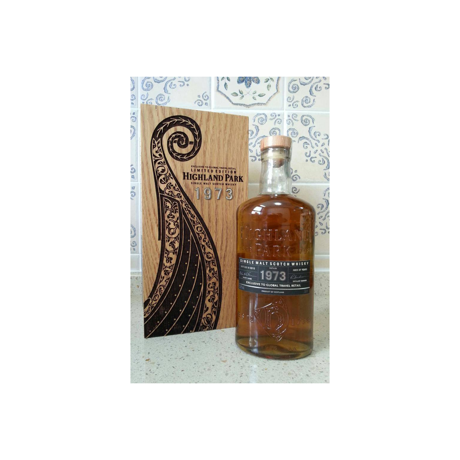 Highland Park 1973 37 Years Single Malt Whisky 3