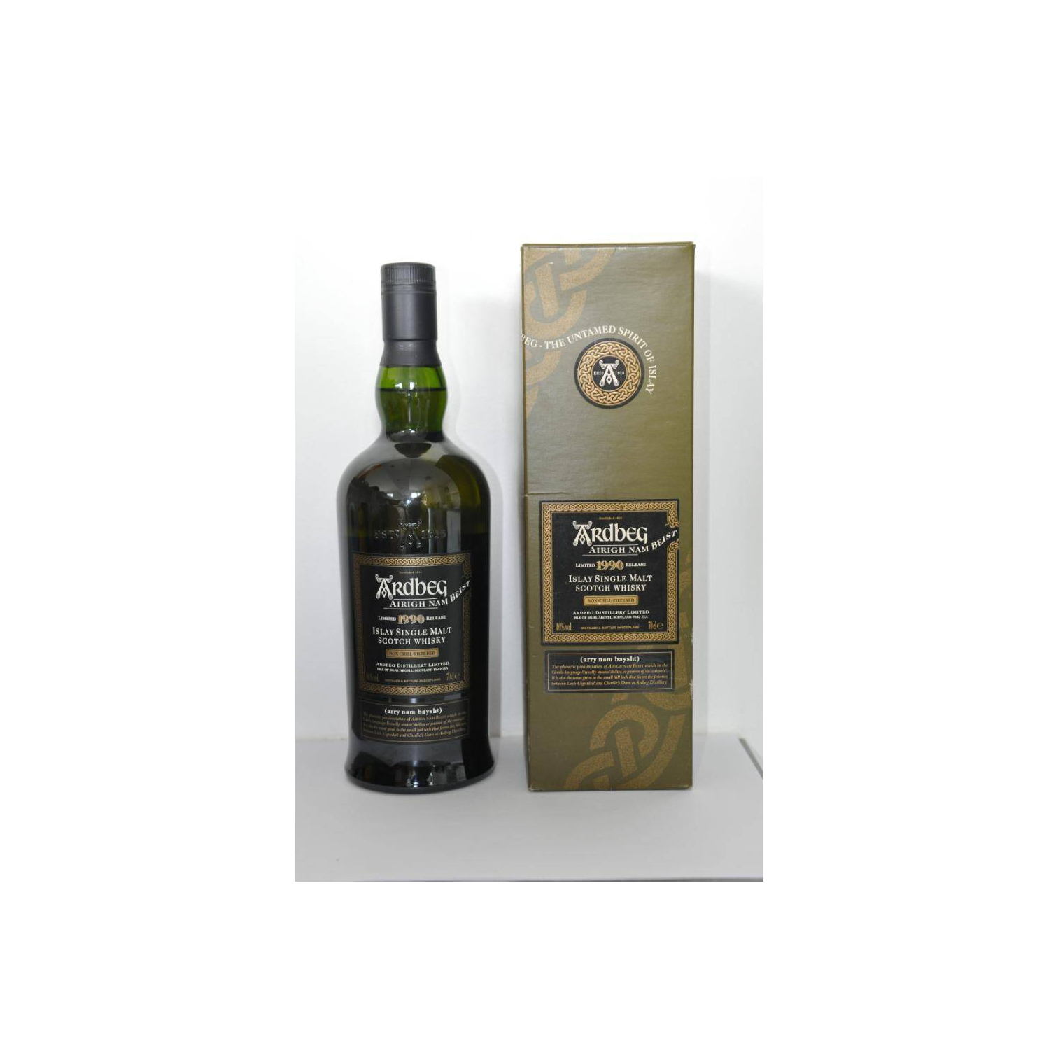 Ardbeg 1990 17 Years Single Malt Whisky 2