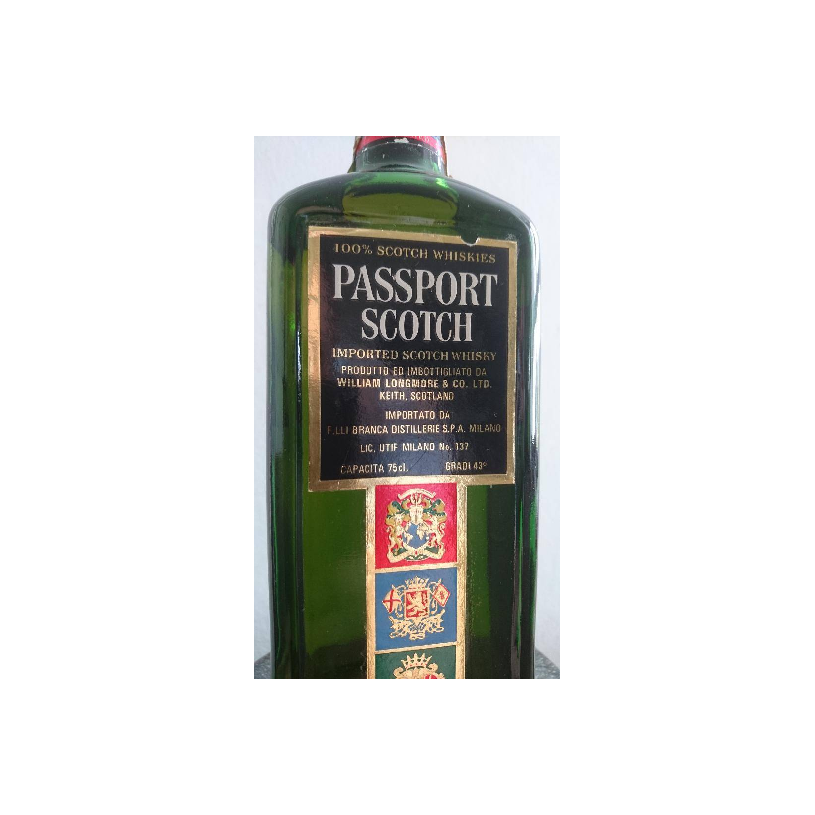 Passport 100% Scotch Whiskies 3