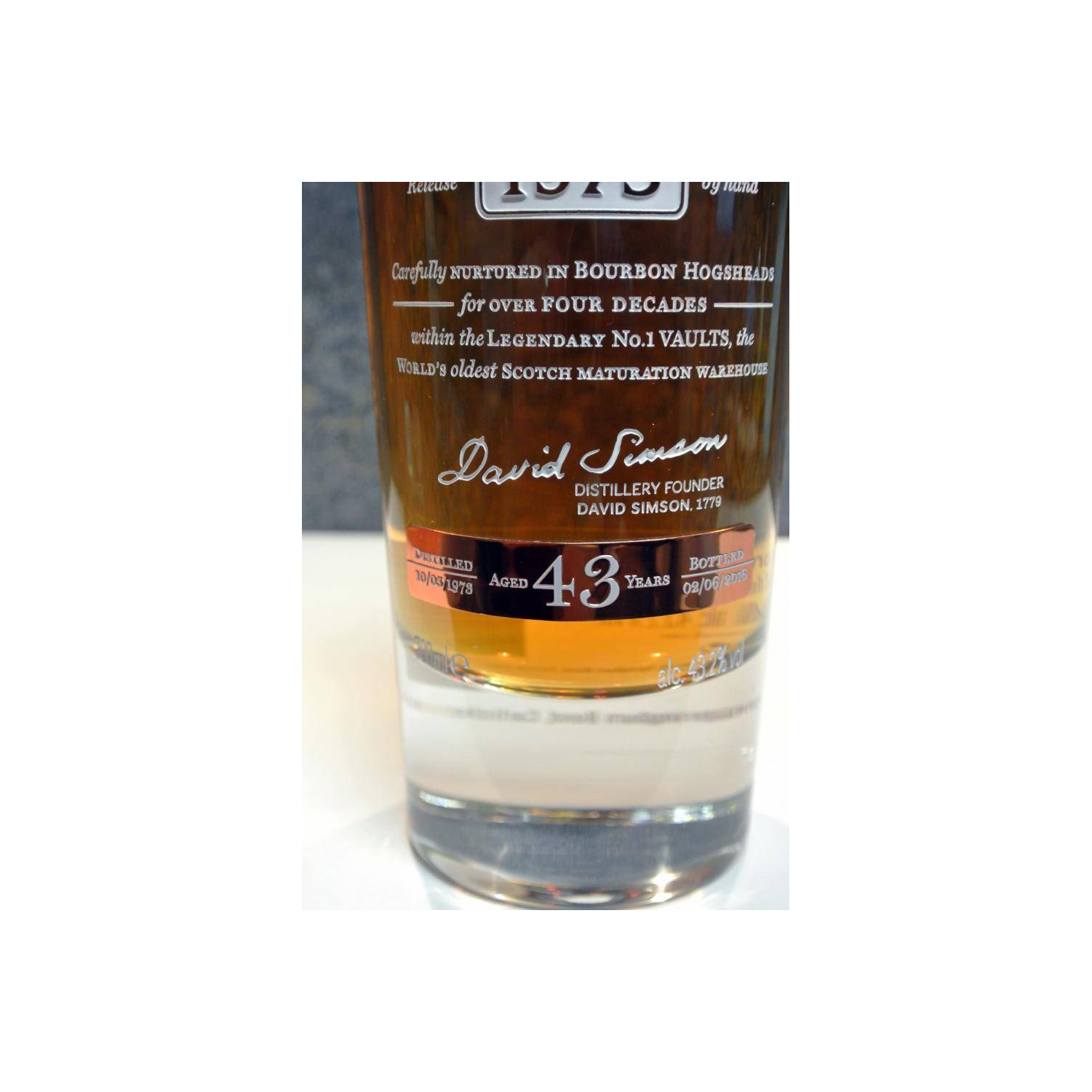 Bowmore 1973 43 Years Single Malt Whisky 2