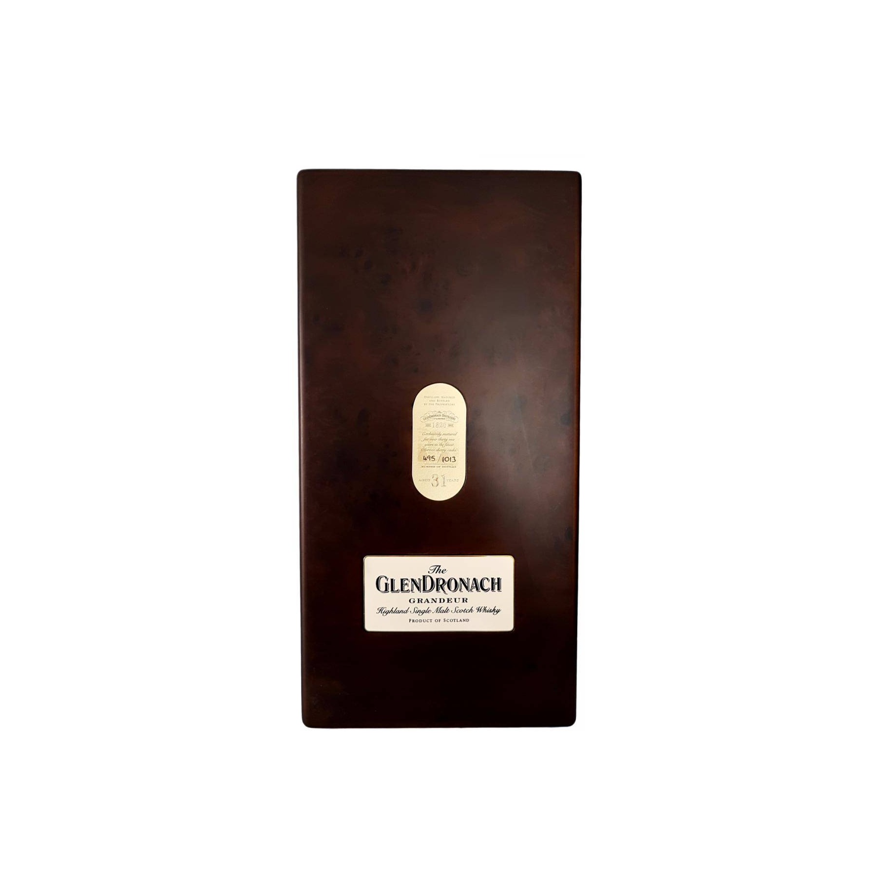 GlenDronach 31 Years Single Malt Whisky 2