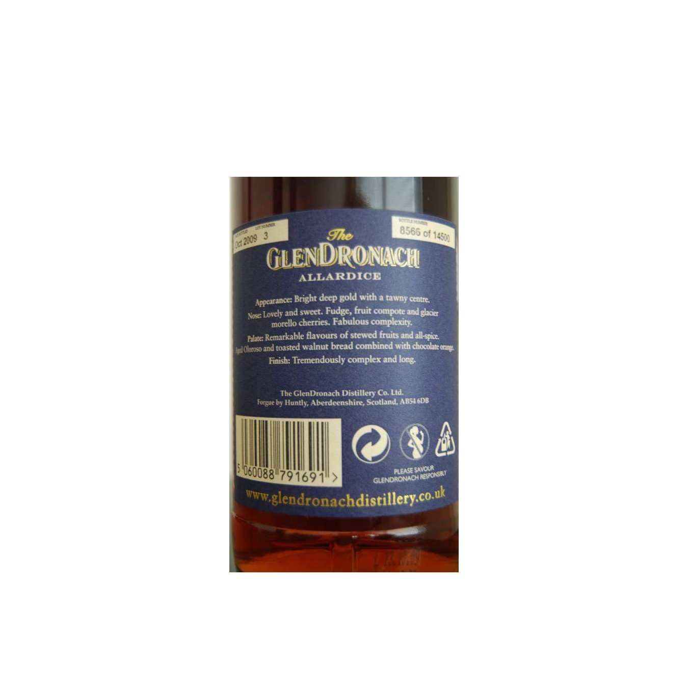 GlenDronach 18 Years Single Malt Whisky 2