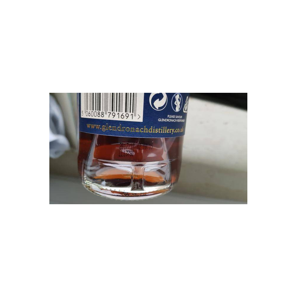 GlenDronach 18 Years Single Malt Whisky 2