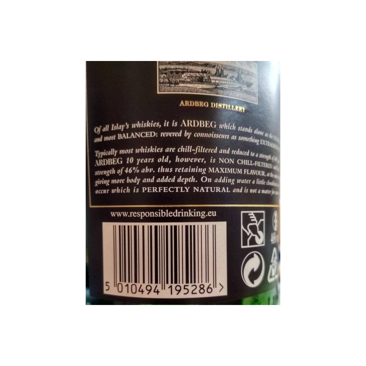 Ardbeg 10 Years Single Malt Whisky 3