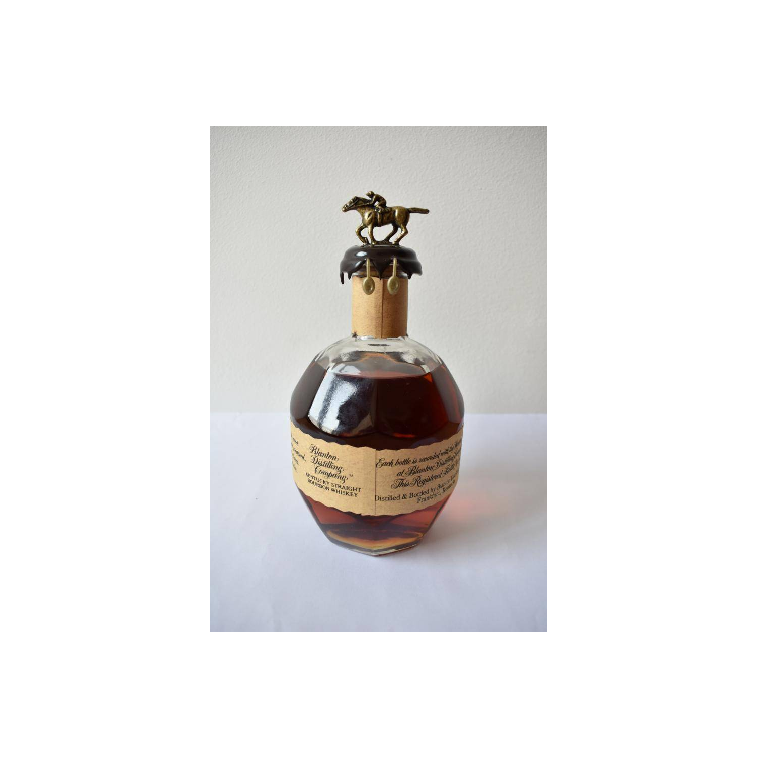 Blanton's Single Barrel Bourbon Whiskey Bourbon Whisky 2