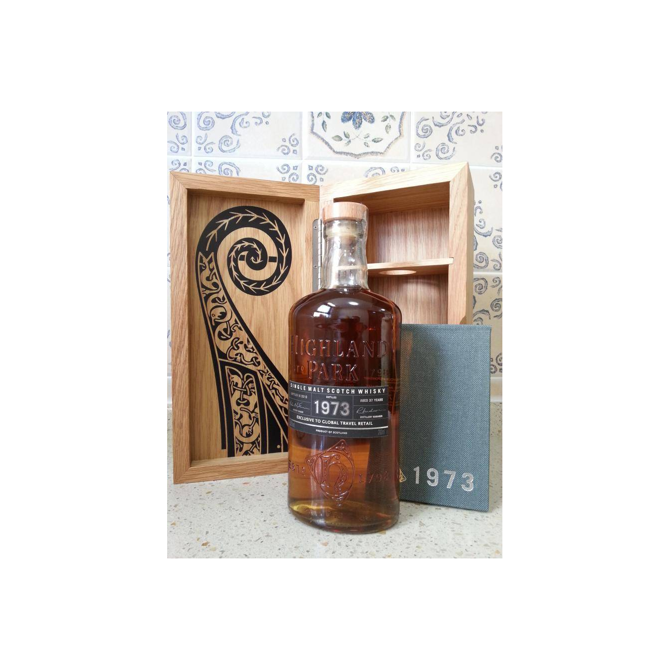 Highland Park 1973 37 Years Single Malt Whisky 2