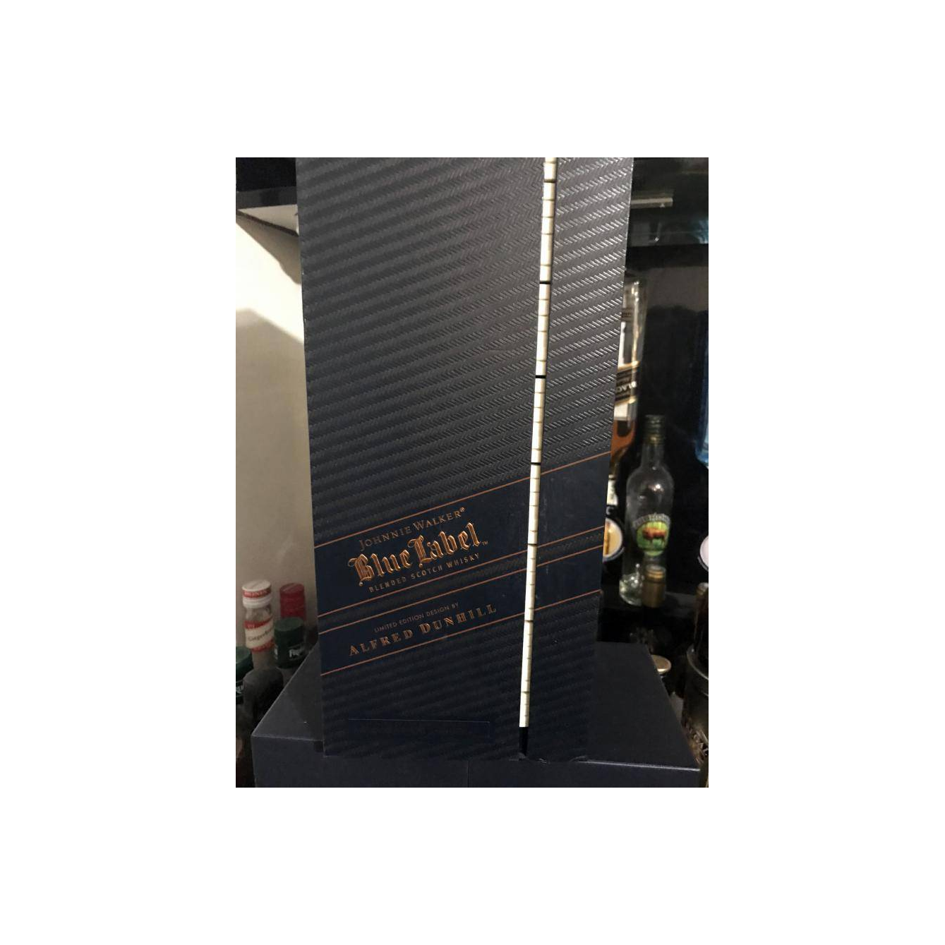 Johnnie Walker Blended Whisky 2