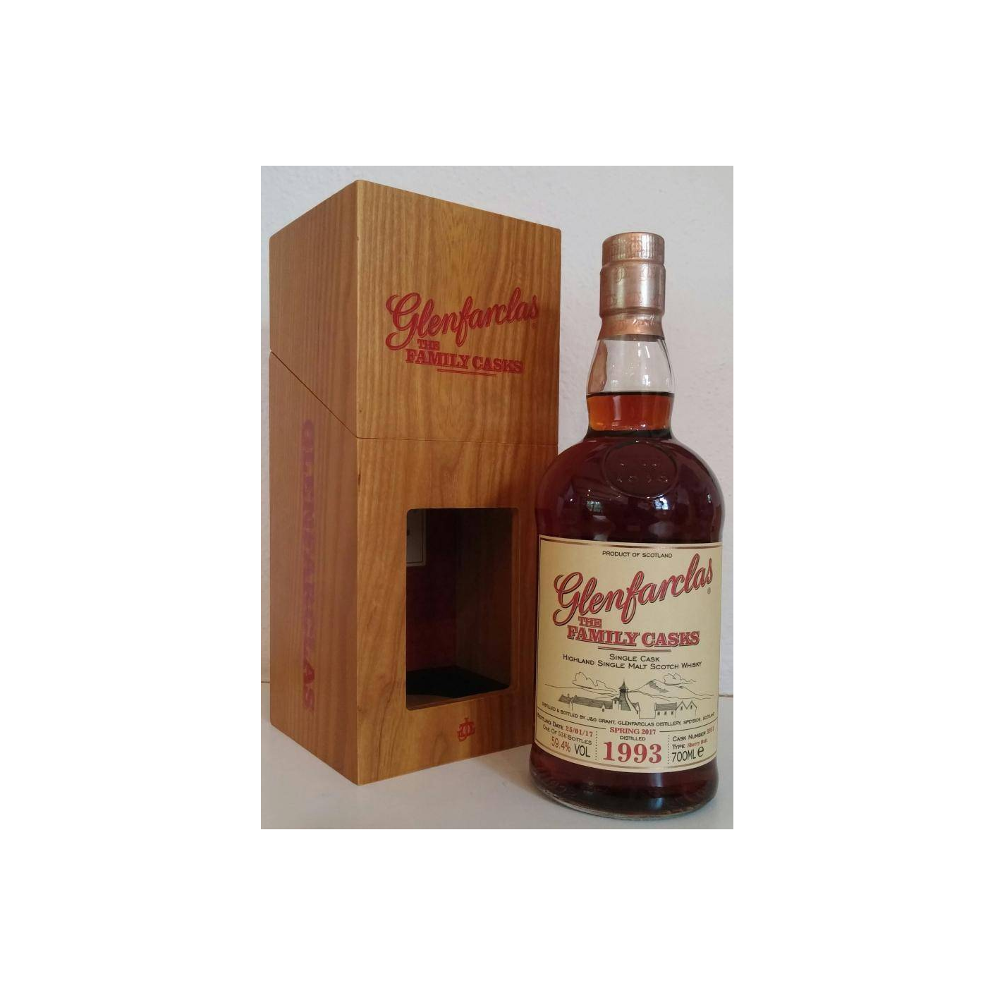 Glenfarclas 1993 23 Years Single Malt Whisky 3