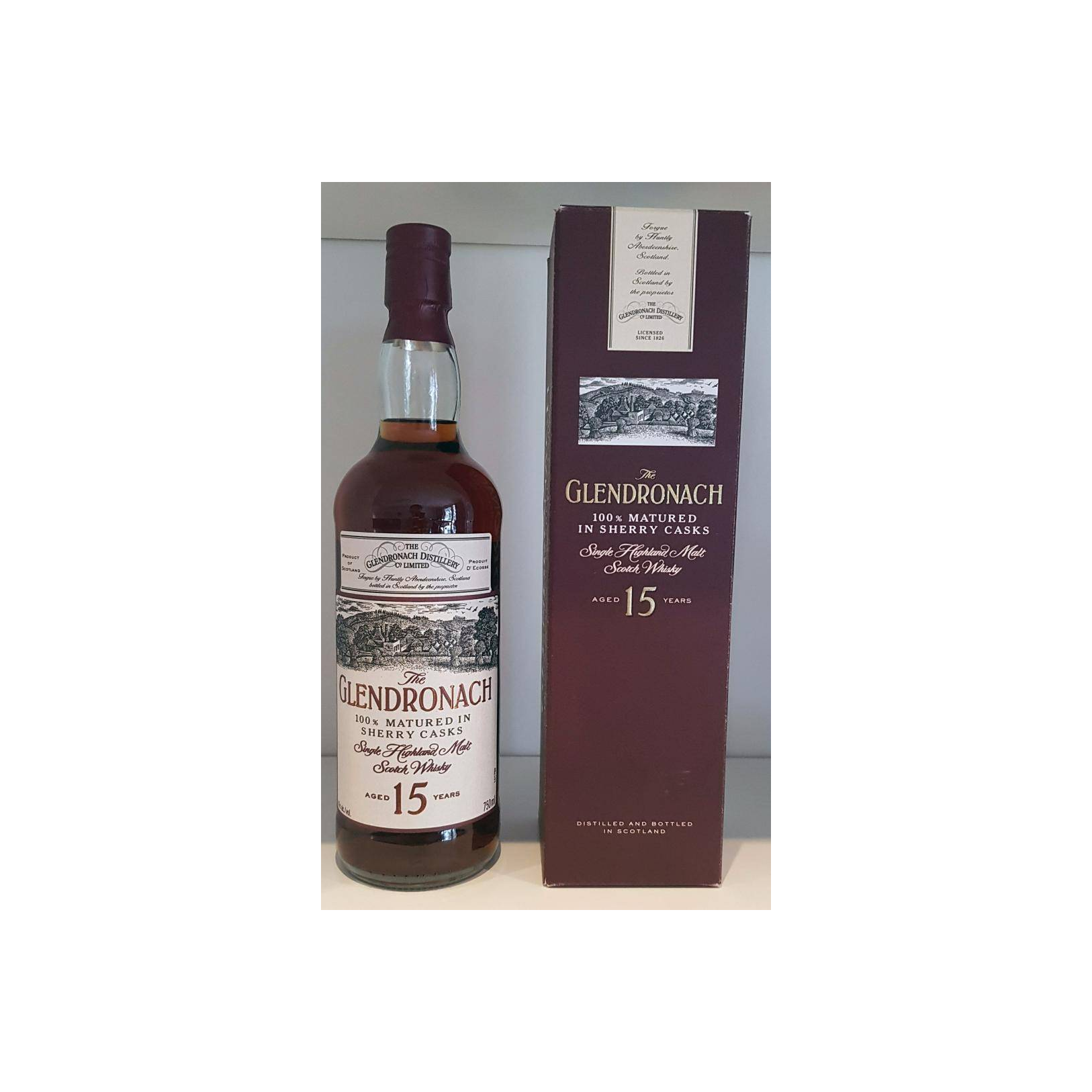 GlenDronach 15 Years Single Malt Whisky 2