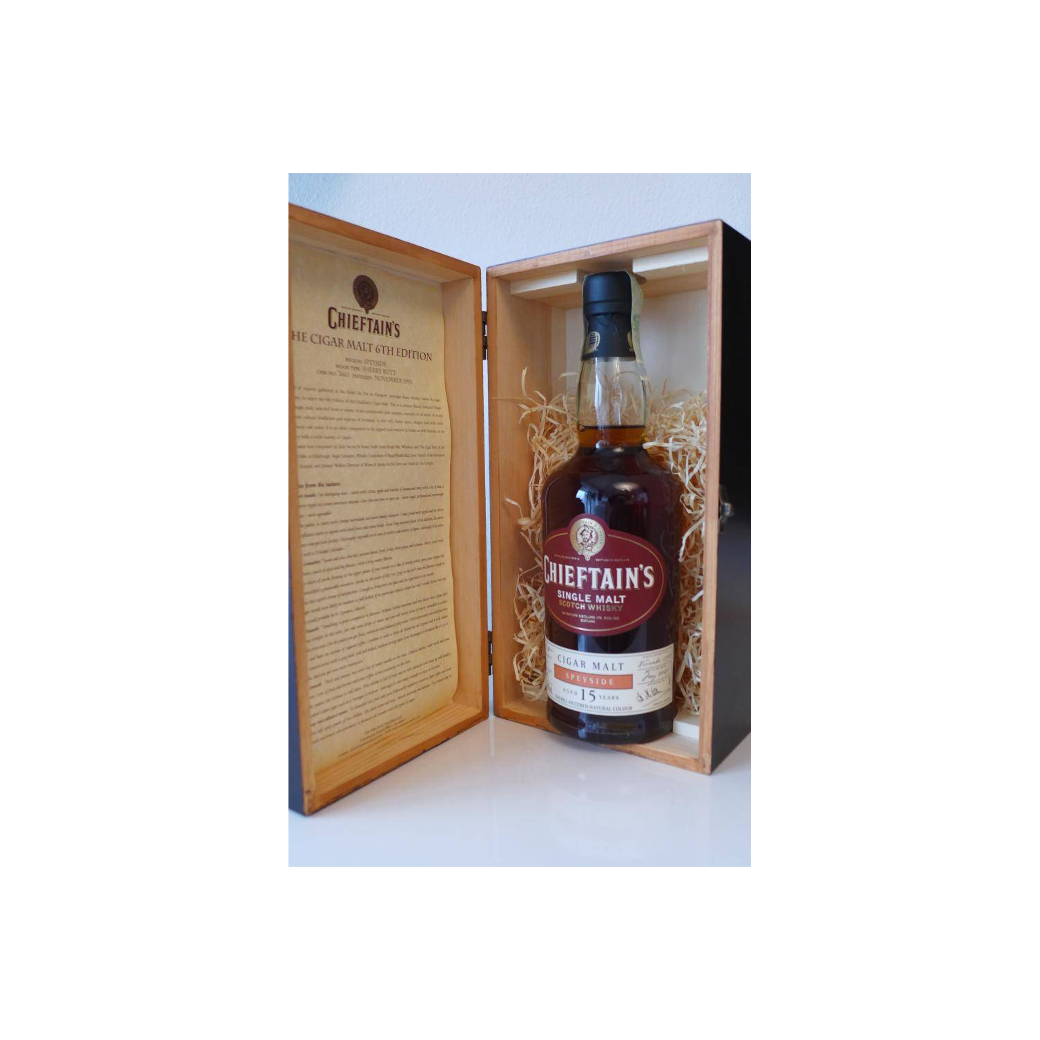 Ian Macleod 1993 15 Years Single Malt Whisky 3
