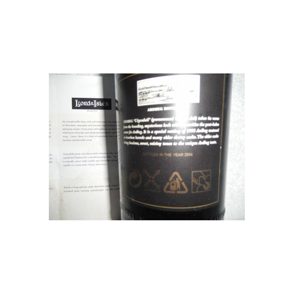 Ardbeg Single Malt Whisky 2